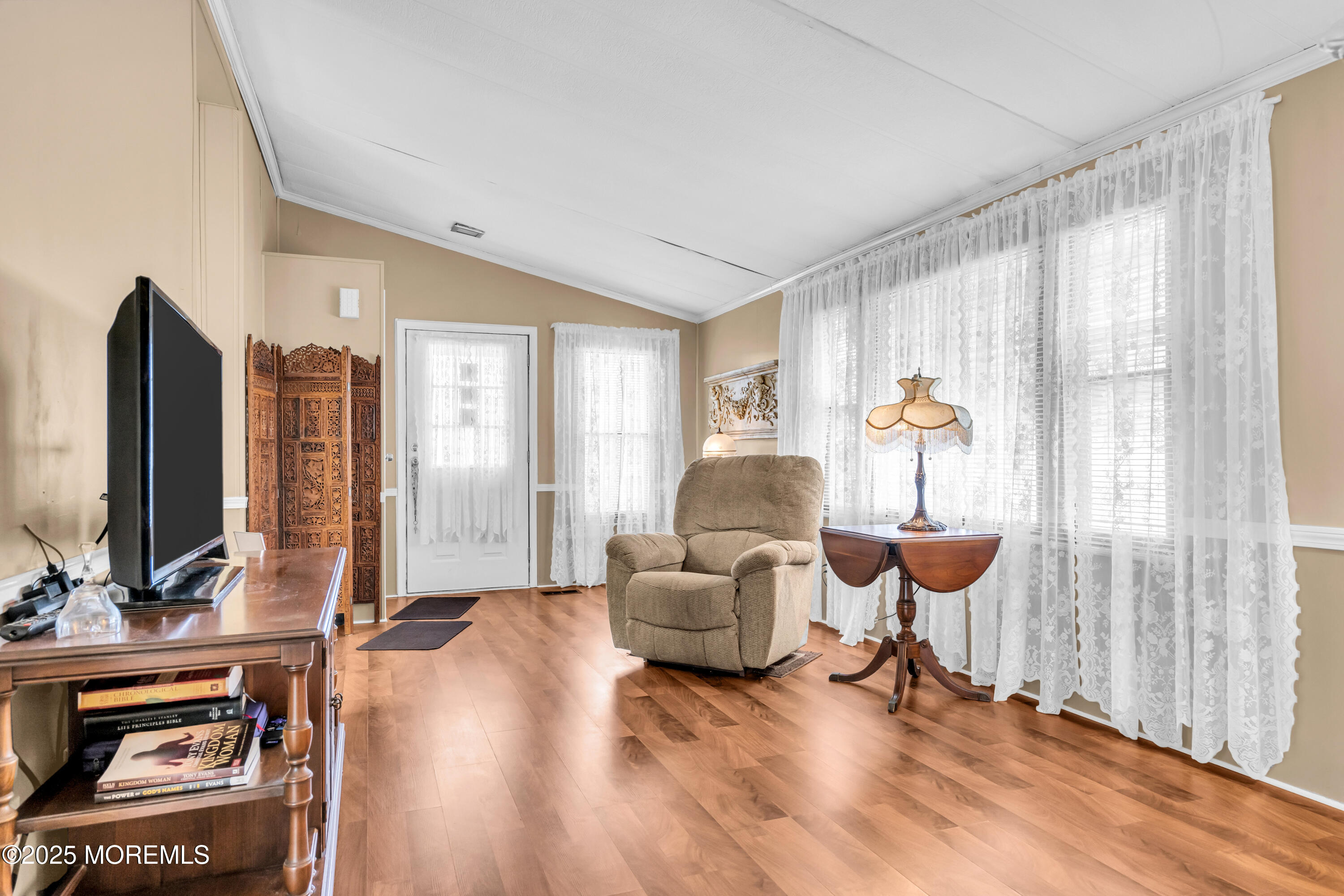 156 Village Road, Morganville, New Jersey image 10