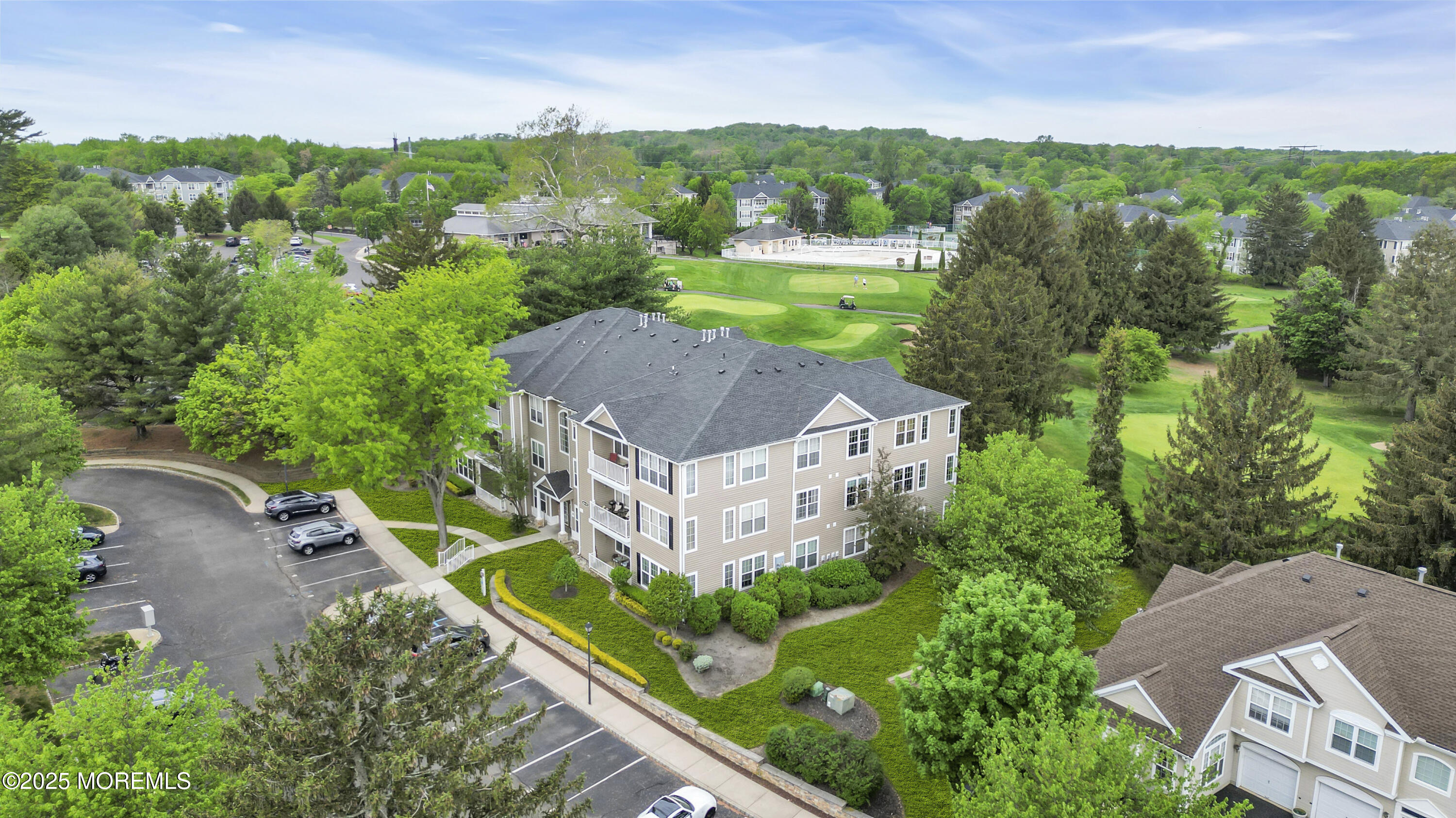 110 Shinnecock Drive, Manalapan, New Jersey image 2