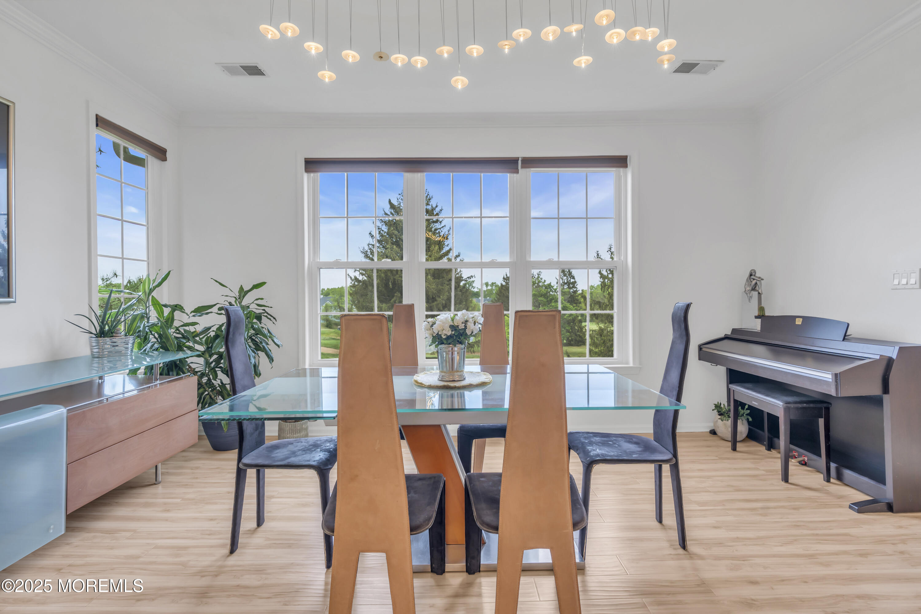 110 Shinnecock Drive, Manalapan, New Jersey image 8