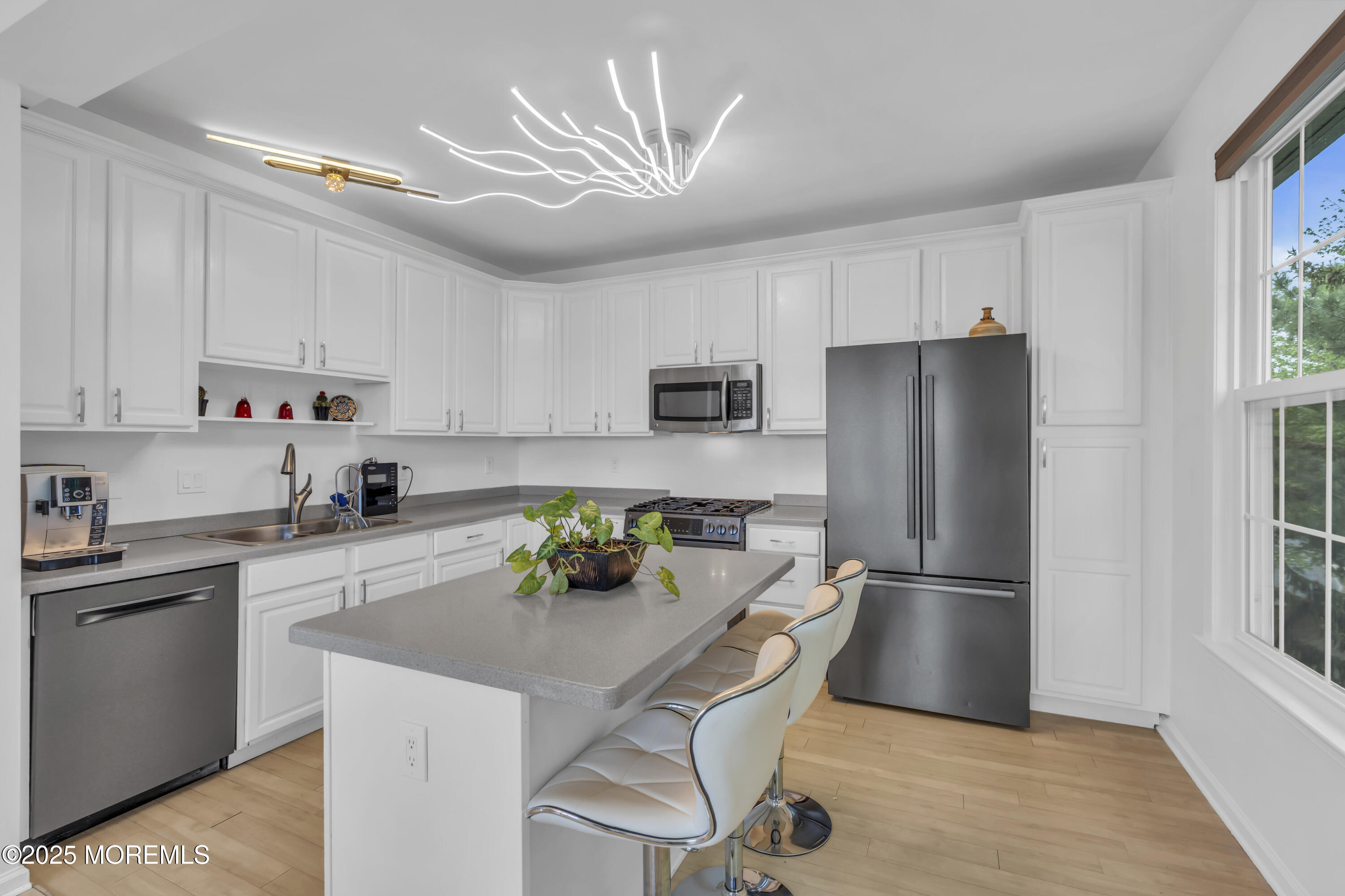 110 Shinnecock Drive, Manalapan, New Jersey image 11
