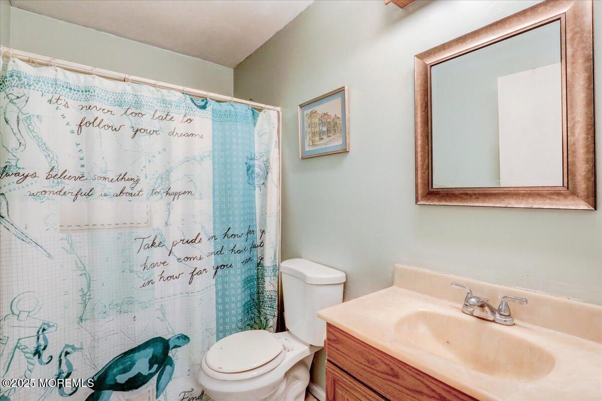 11 Lamp Post Court, Howell, New Jersey image 17