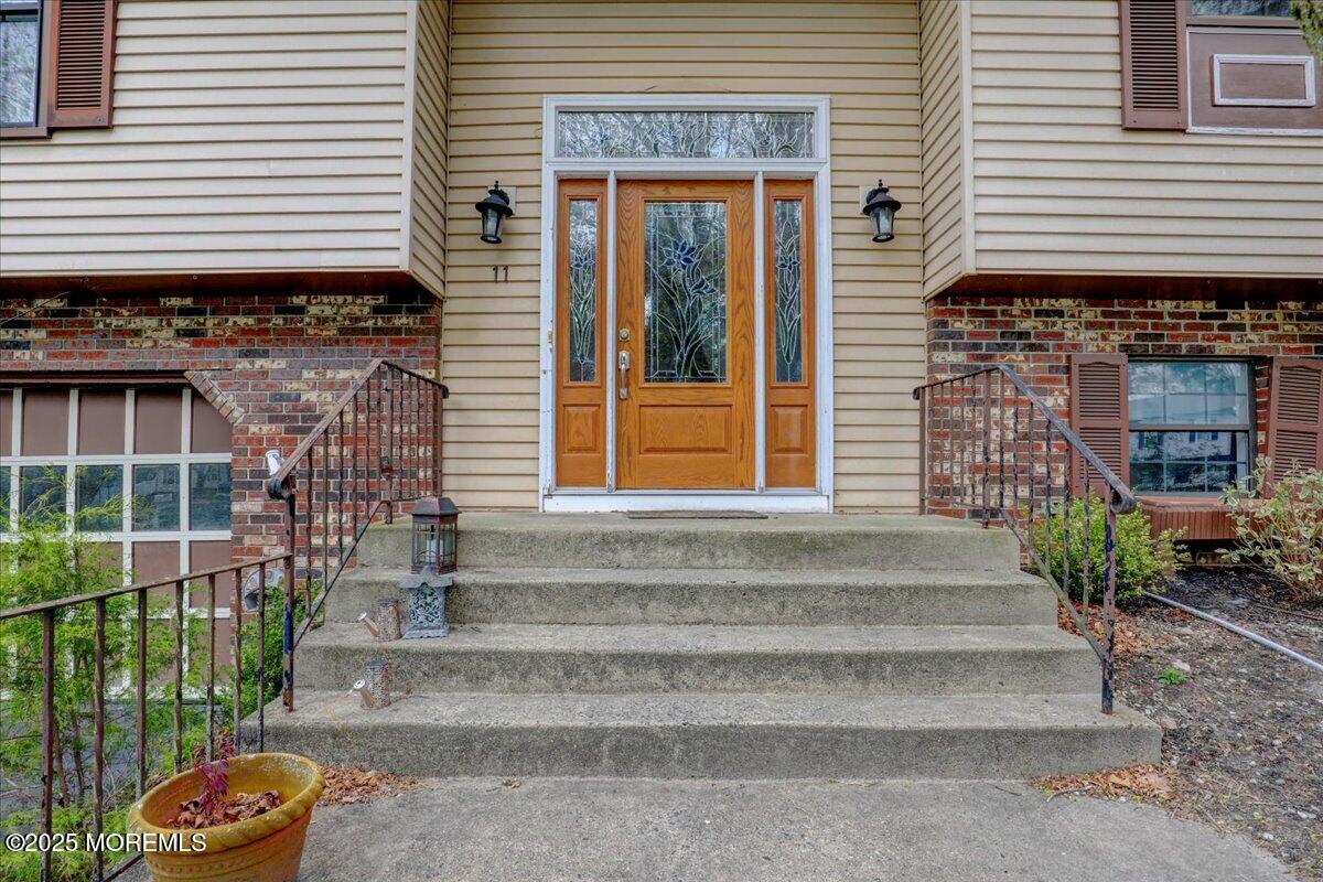 11 Lamp Post Court, Howell, New Jersey image 2