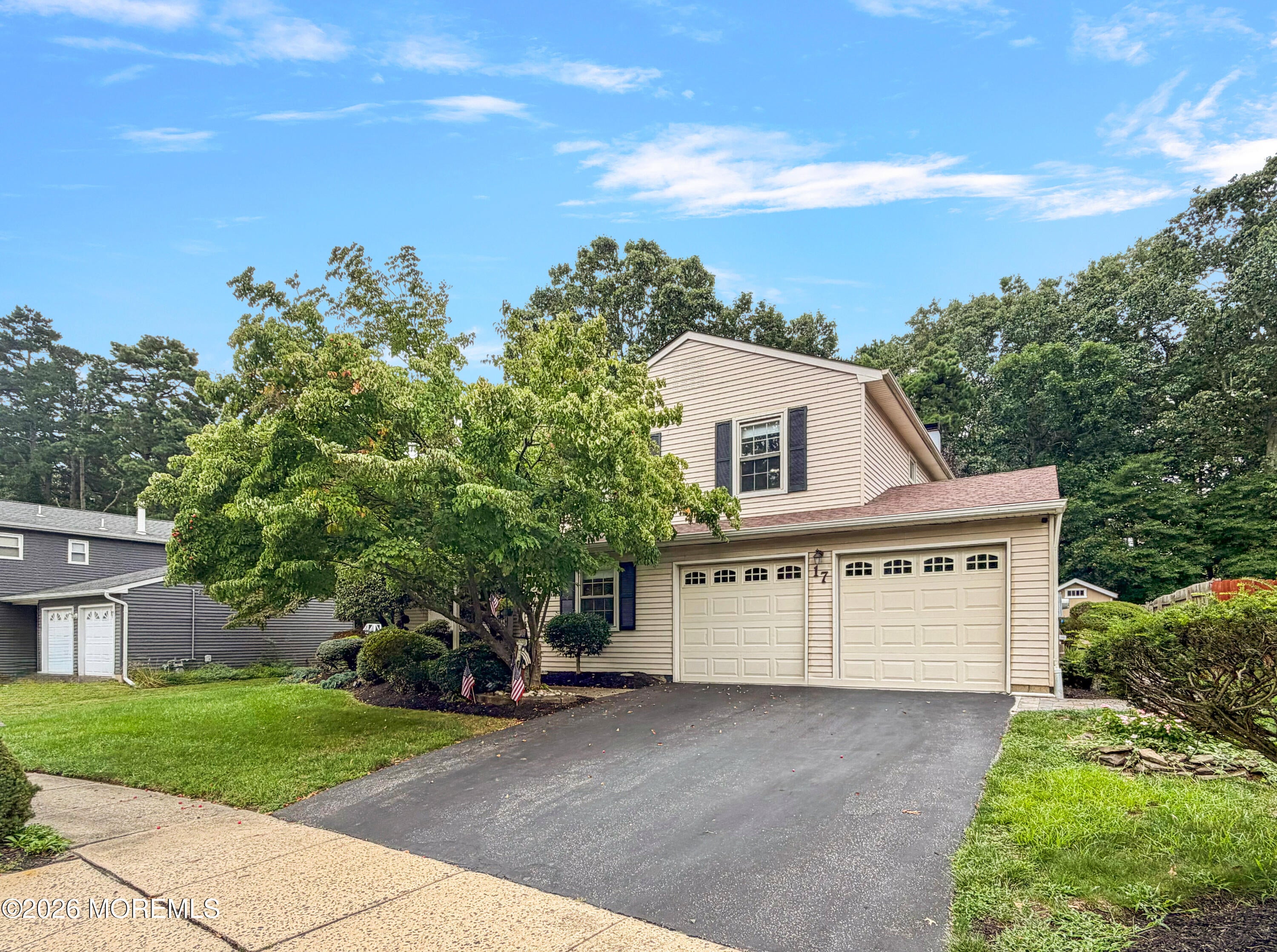 17 Feathertree Court