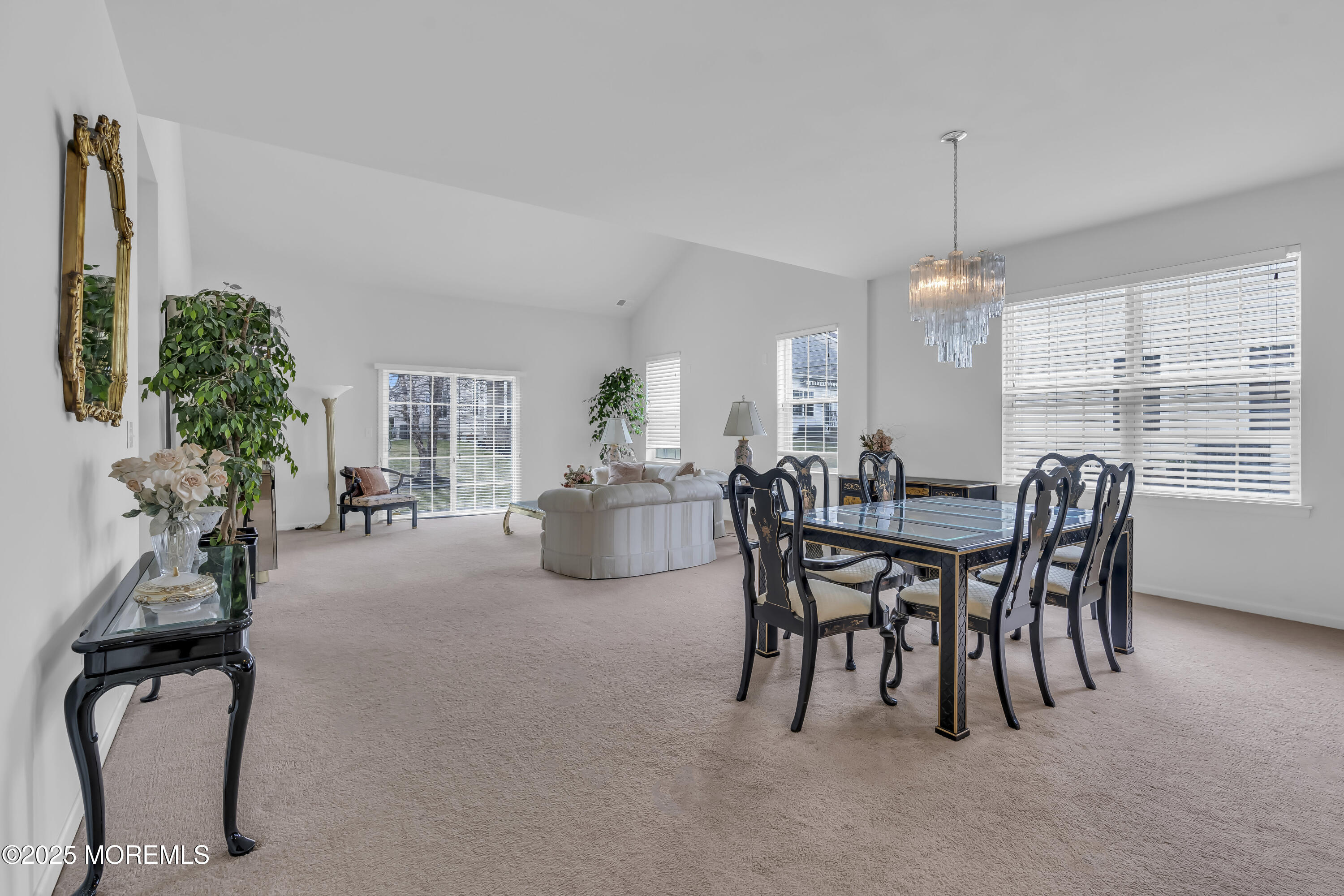 21 Gryphon Drive, Monroe Township, New Jersey image 10