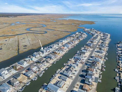 Homes For Sale - 385 Kingfisher Road<br/> Tuckerton, NJ 08087
