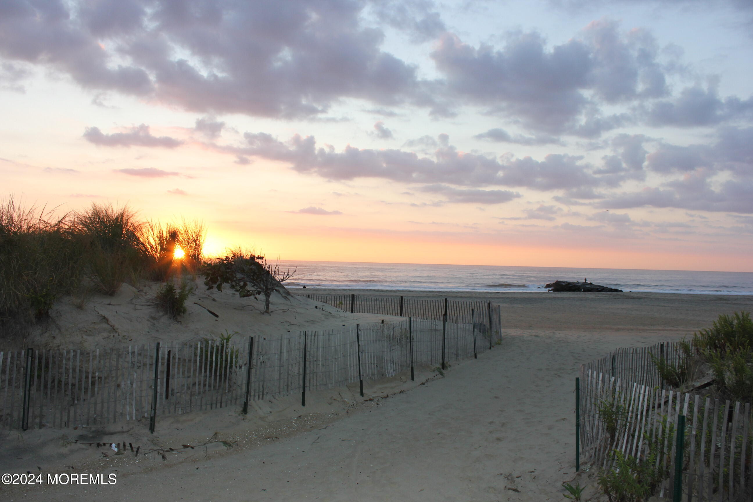 407 Park Place Avenue, Bradley Beach, New Jersey image 40