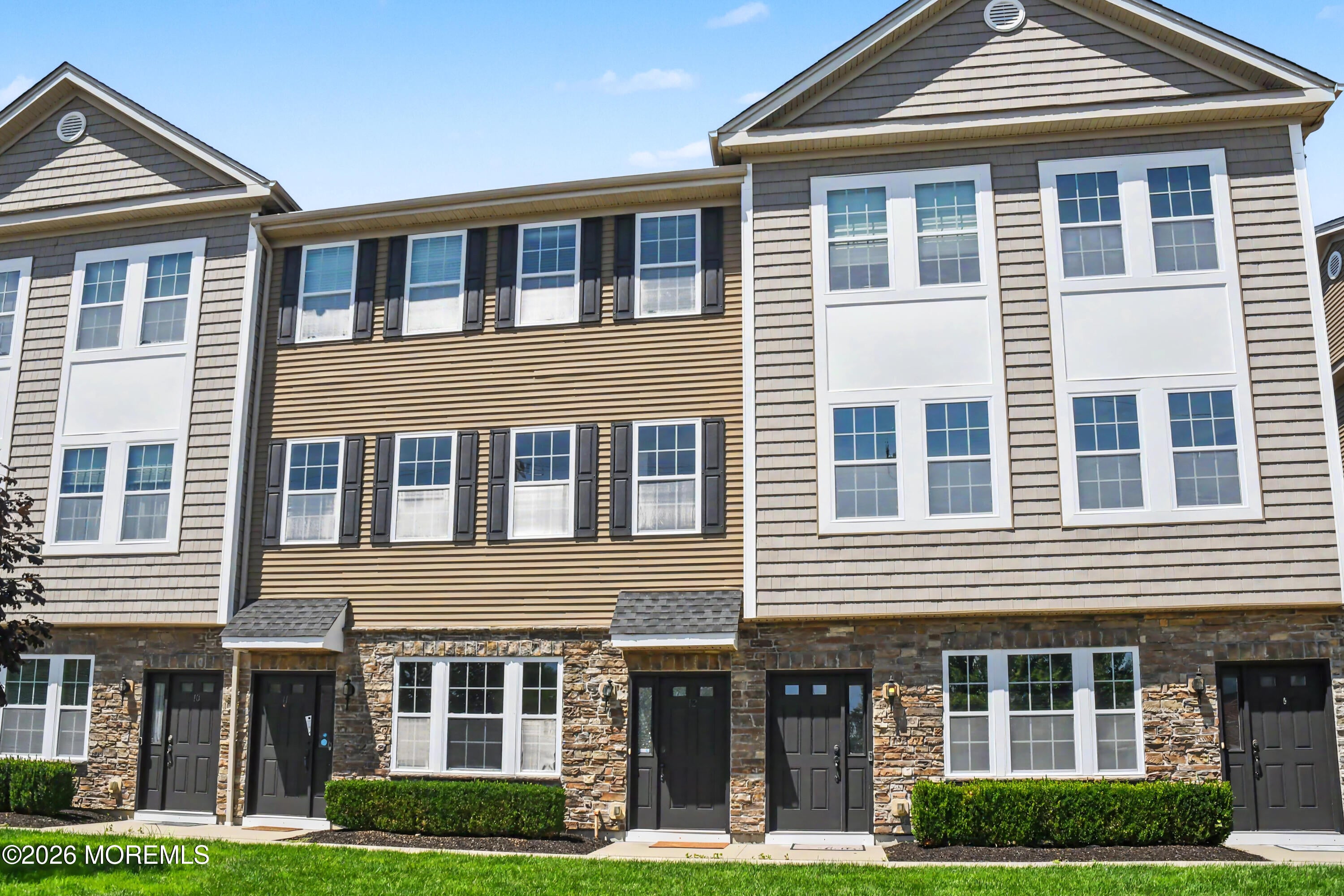 99 Steiner Avenue 12