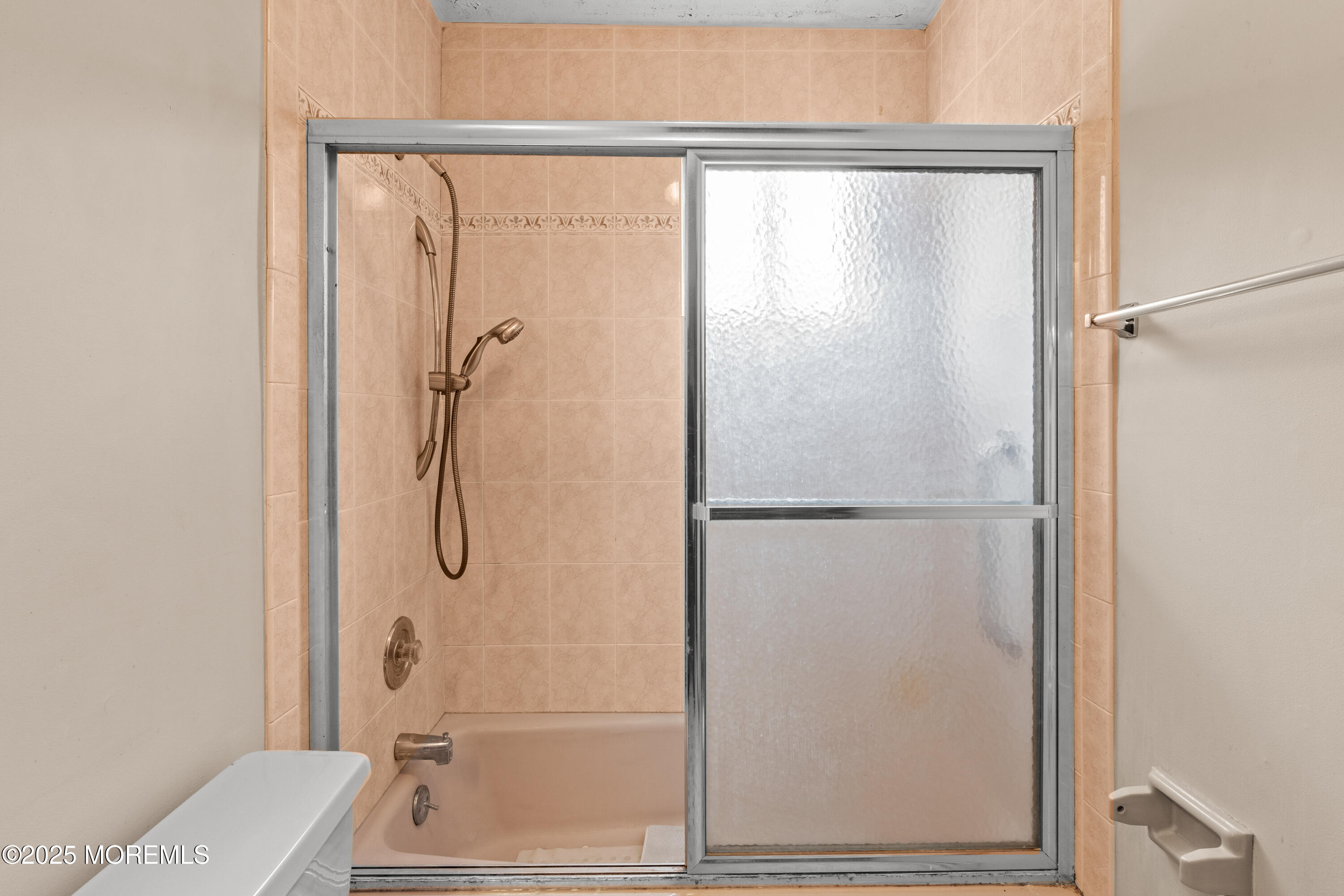 10 Tiffin Place, Bridgewater, New Jersey image 27