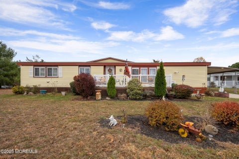 Mobile Home For Sale - 8 Mary Court<br/> Barnegat, NJ 08005