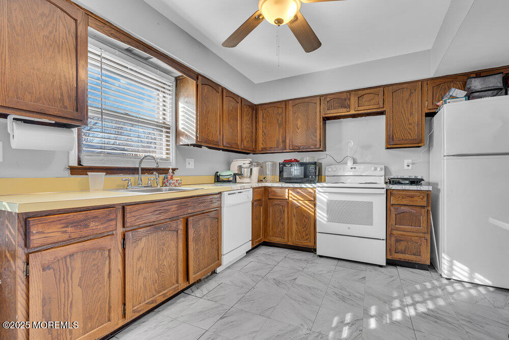 8 Michelle Avenue, Old Bridge, New Jersey image 21