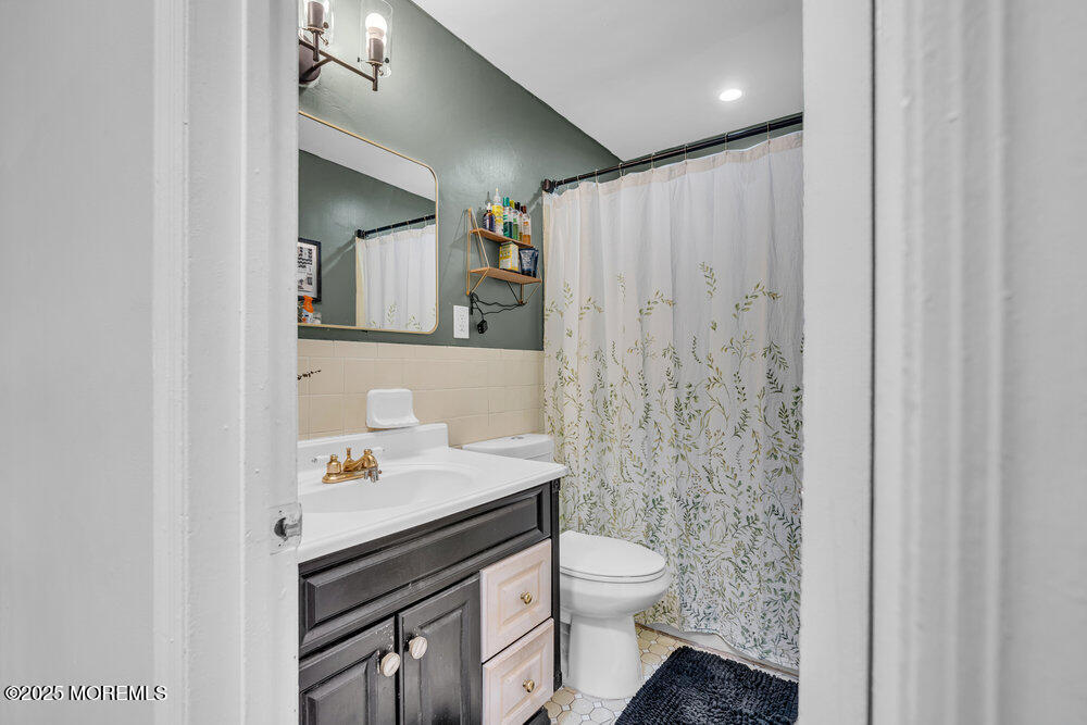 8 Michelle Avenue, Old Bridge, New Jersey image 22