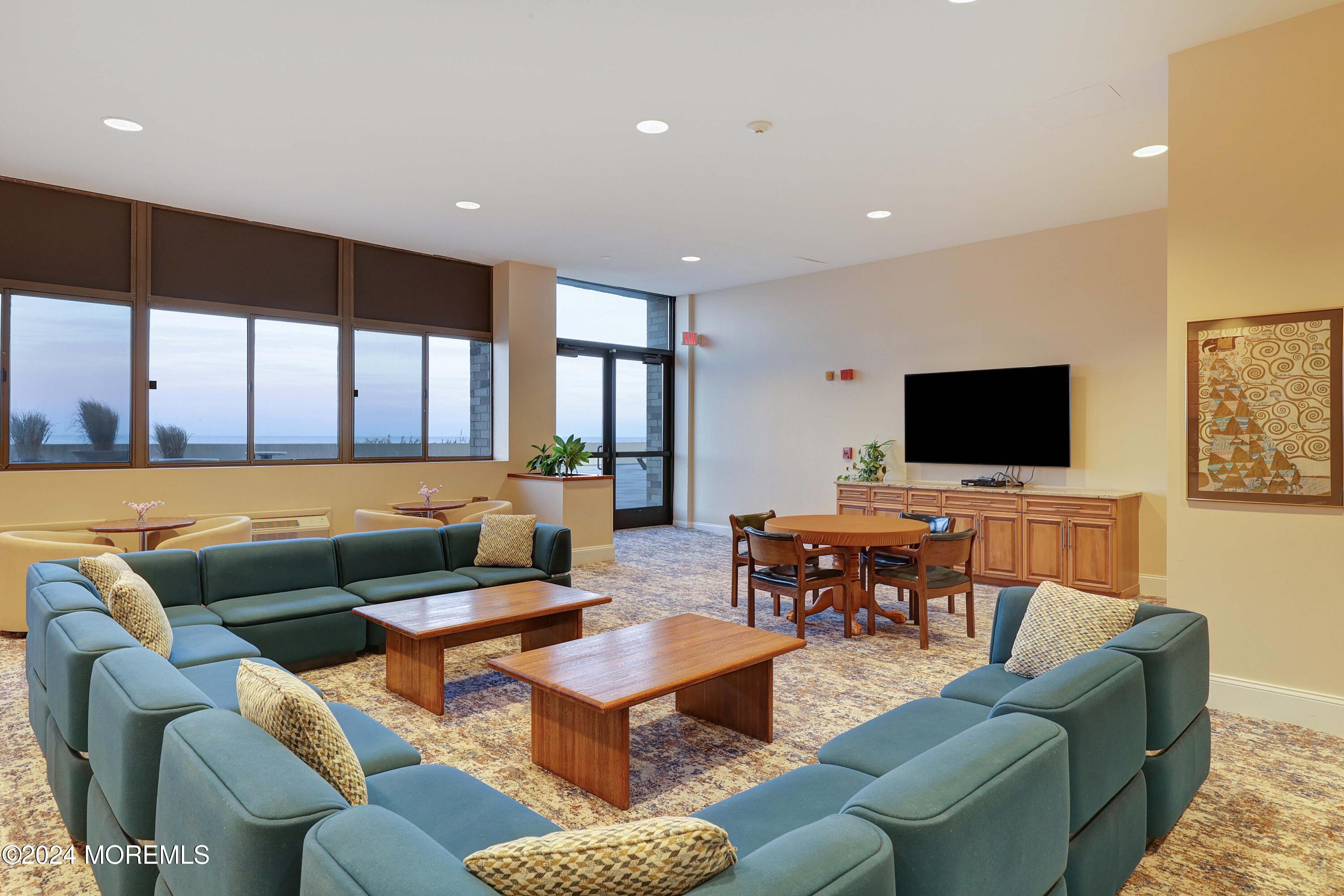 55 Ocean Avenue #10G, Monmouth Beach, New Jersey image 26