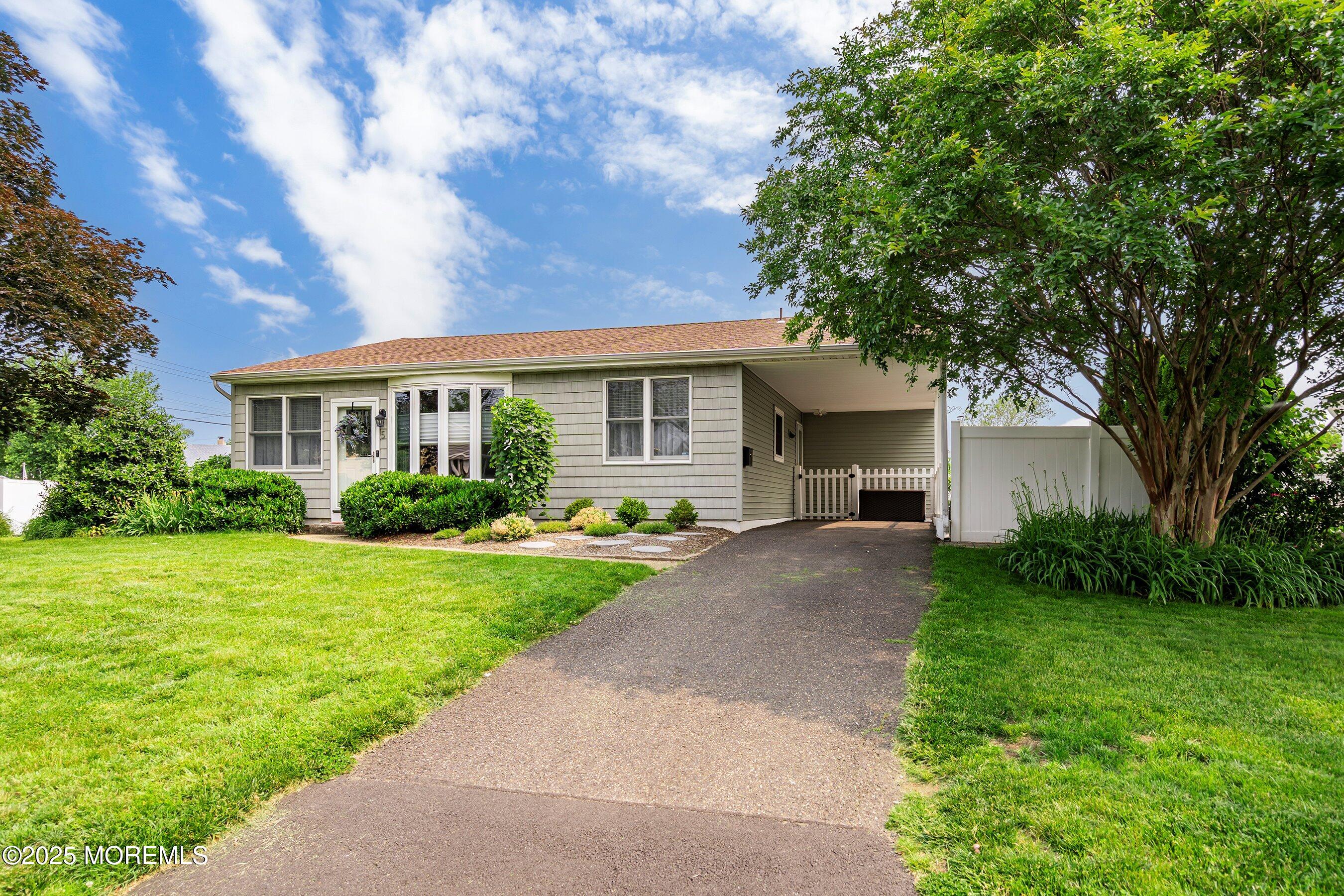 5 E Jack Street