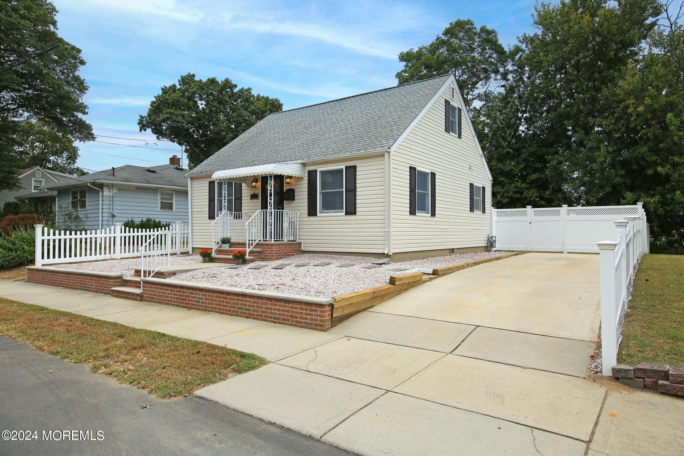 19 10th Street, Hazlet, New Jersey image 3