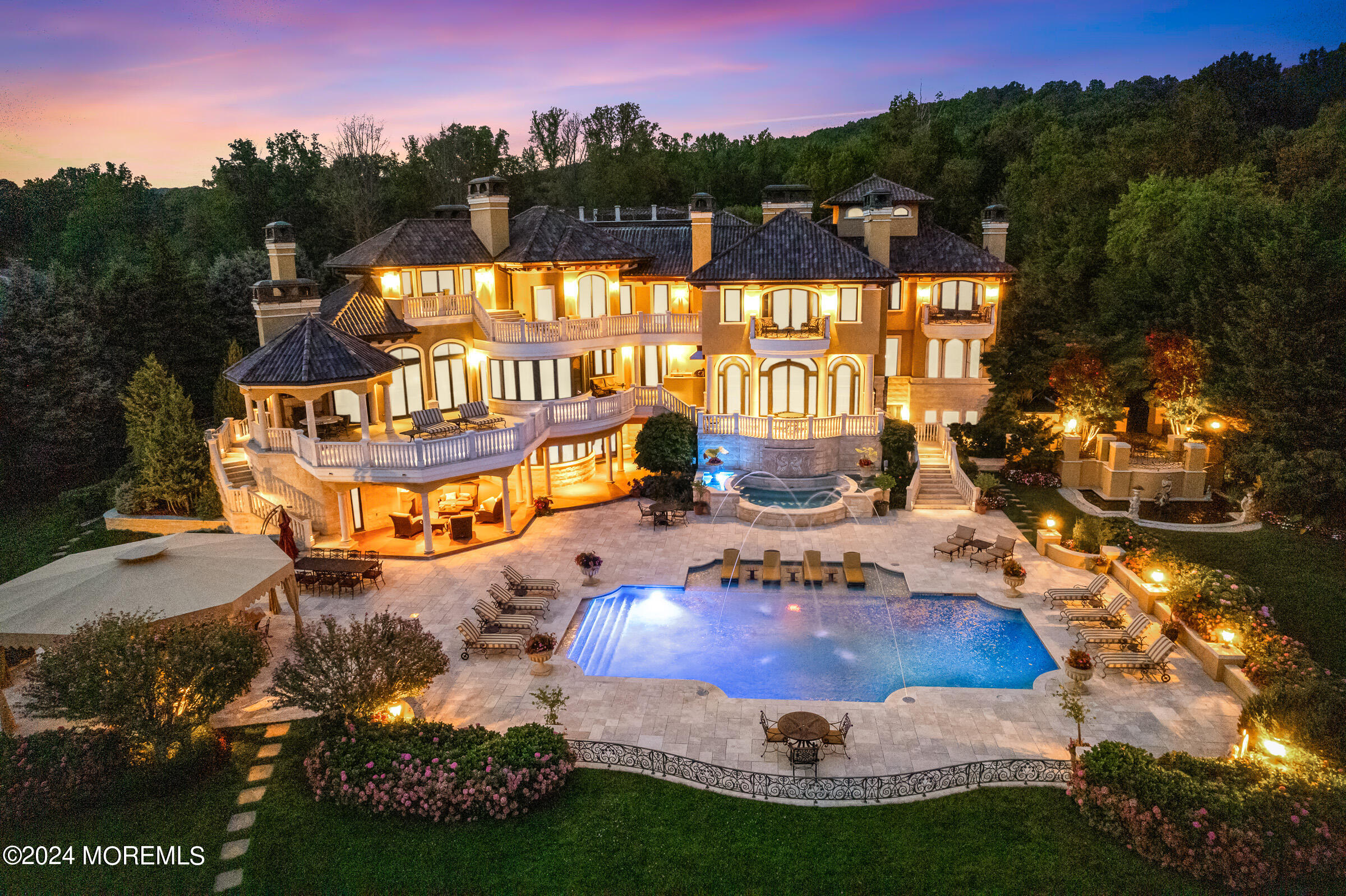 Middletown, New Jersey 07748, United States, 6 Bedrooms Bedrooms, ,9 BathroomsBathrooms,Residential,Active,47449