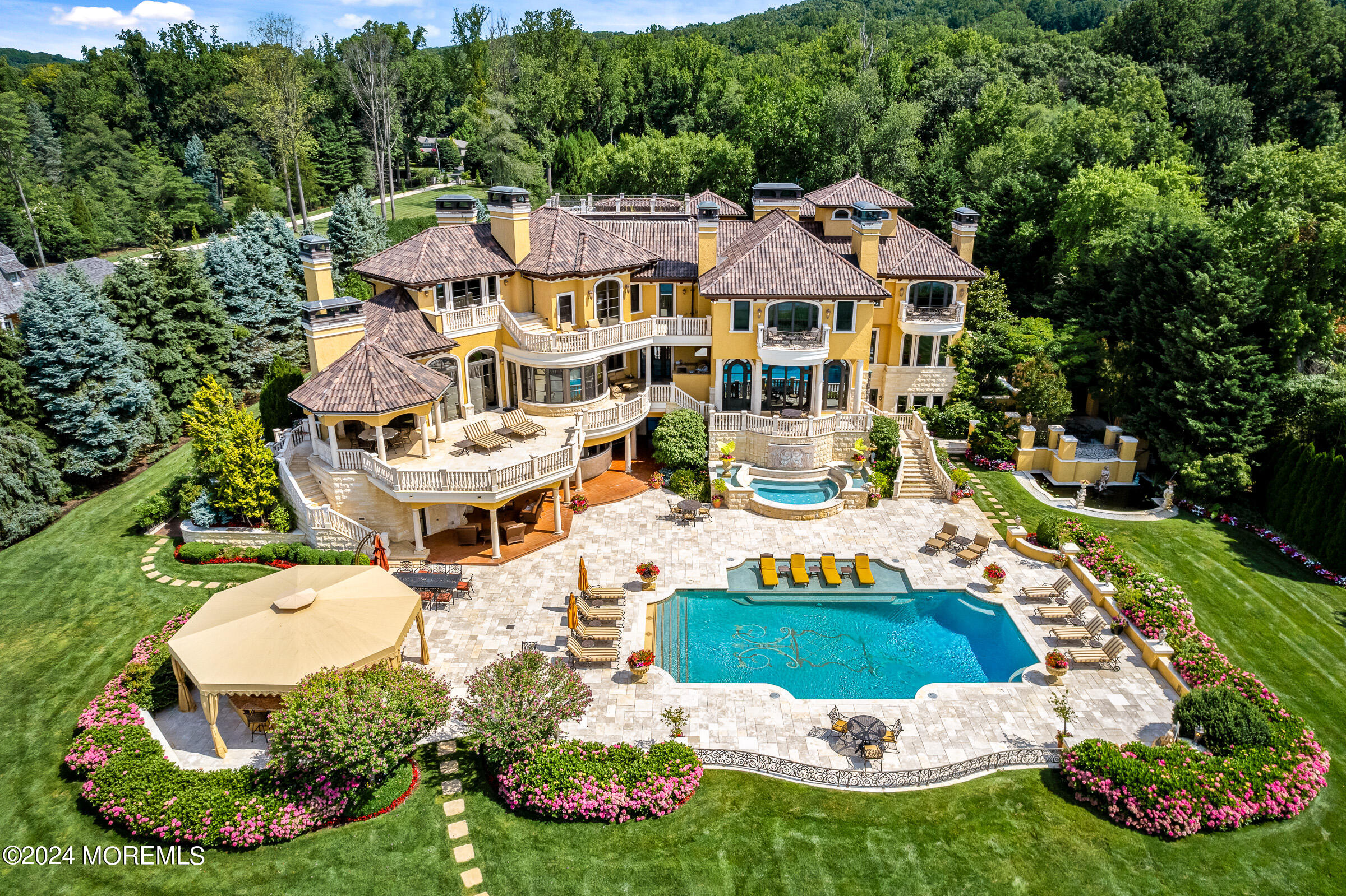 Middletown, New Jersey 07748, United States, 6 Bedrooms Bedrooms, ,9 BathroomsBathrooms,Residential,Active,47449