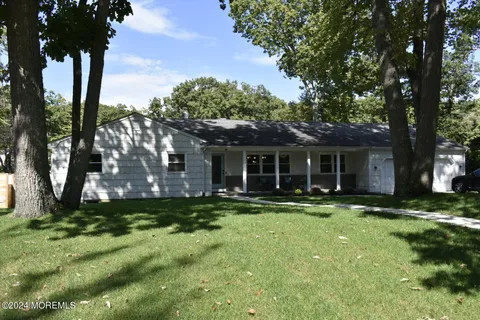 MLS: 22427454