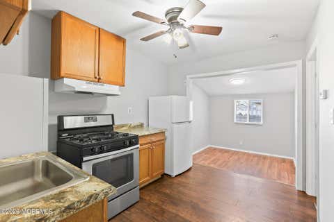 Apartment For Rent - 42 Center Avenue #UNIT 3<br/> Keansburg, NJ 07734