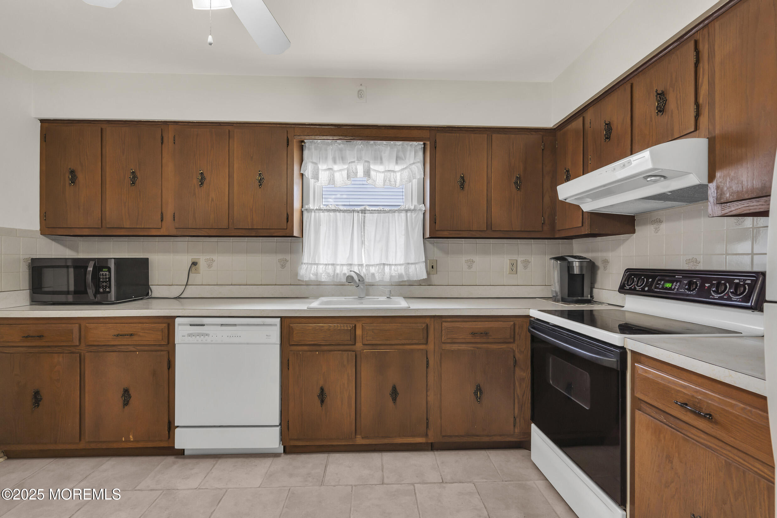 6 Eton Road, Toms River, New Jersey image 8