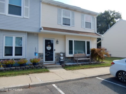 Townhouse For Rent - 67 Rita Lane<br/> Jackson, NJ 08527