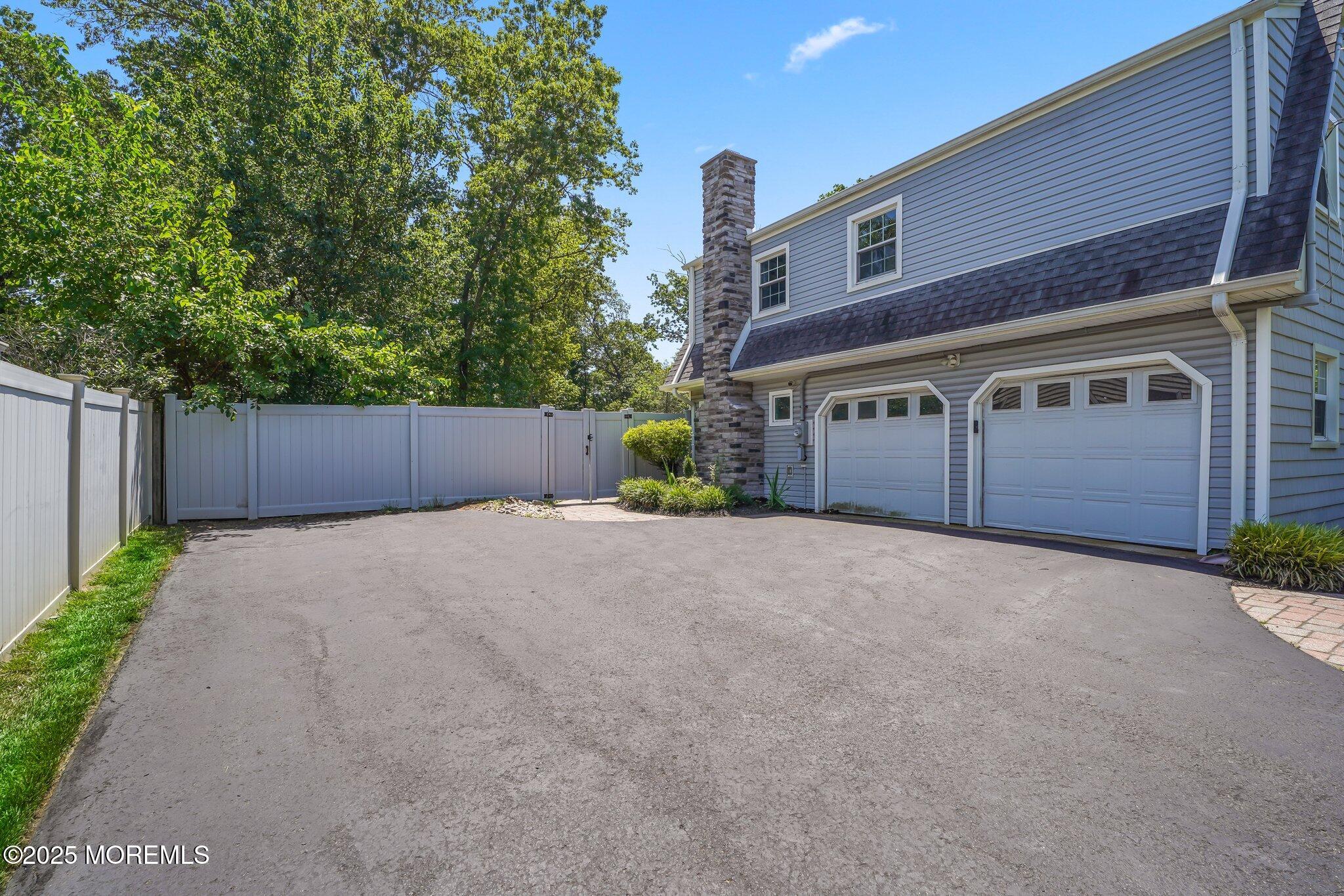 45 Weston Place