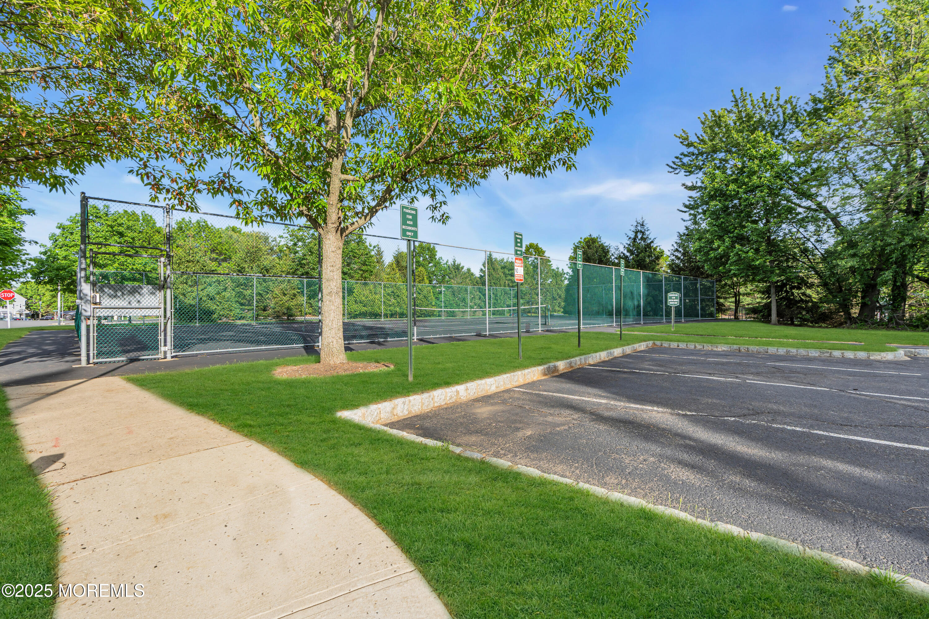 2805 Kapalua Court, Freehold, New Jersey image 40