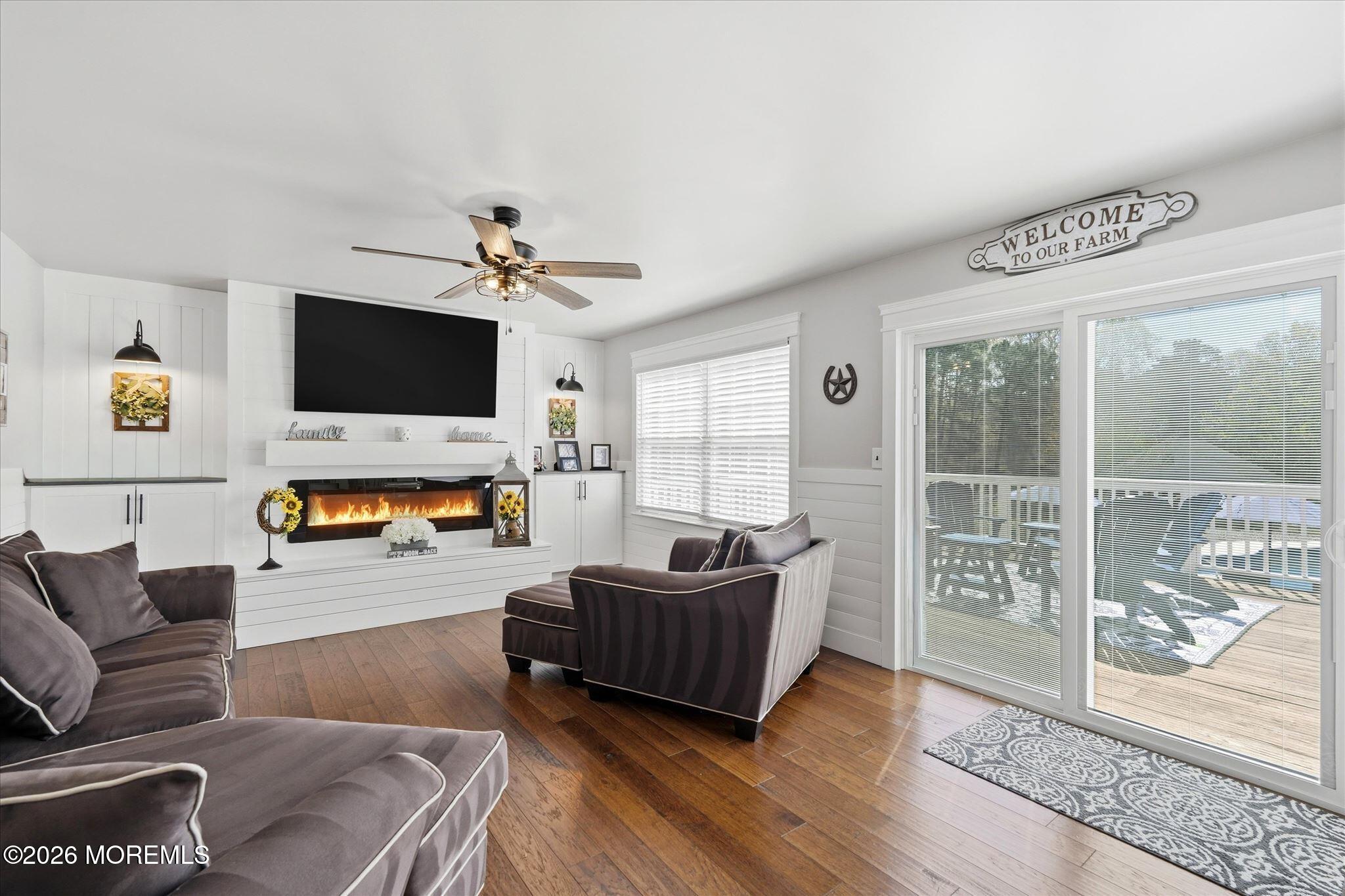 Barnegat, New Jersey, 08005, United States, 5 Bedrooms Bedrooms, ,3 BathroomsBathrooms,Residential,Active,2041693