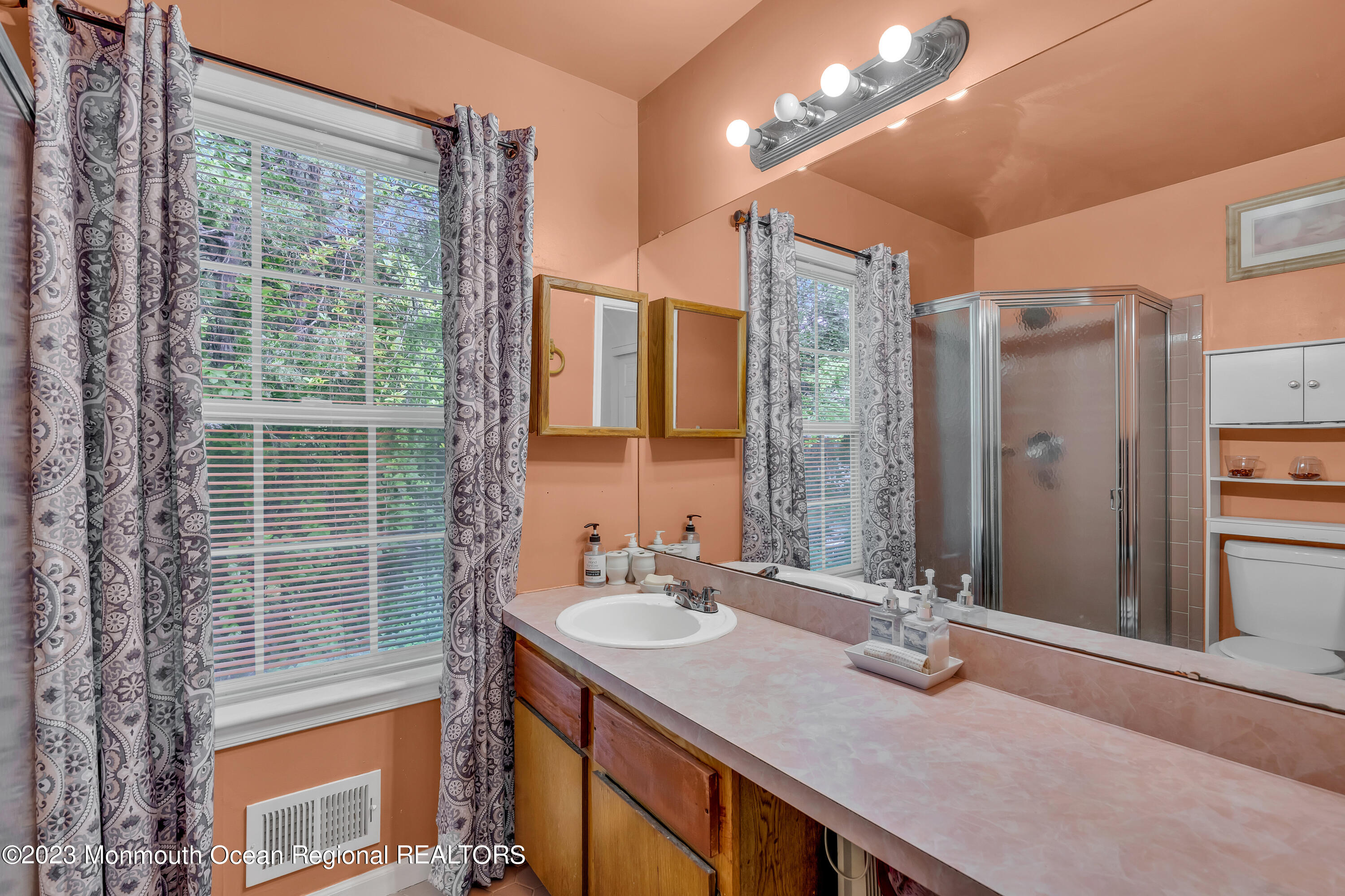 608 Patriots Way, Lakewood, New Jersey image 22