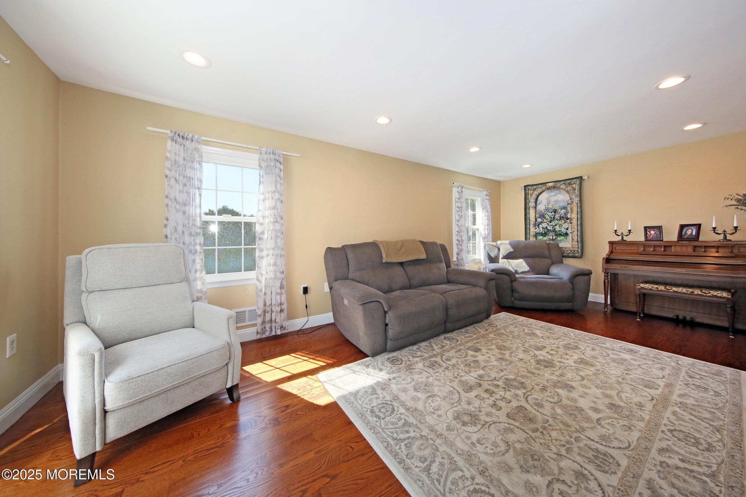 5 Regal Court, Holmdel, New Jersey image 20