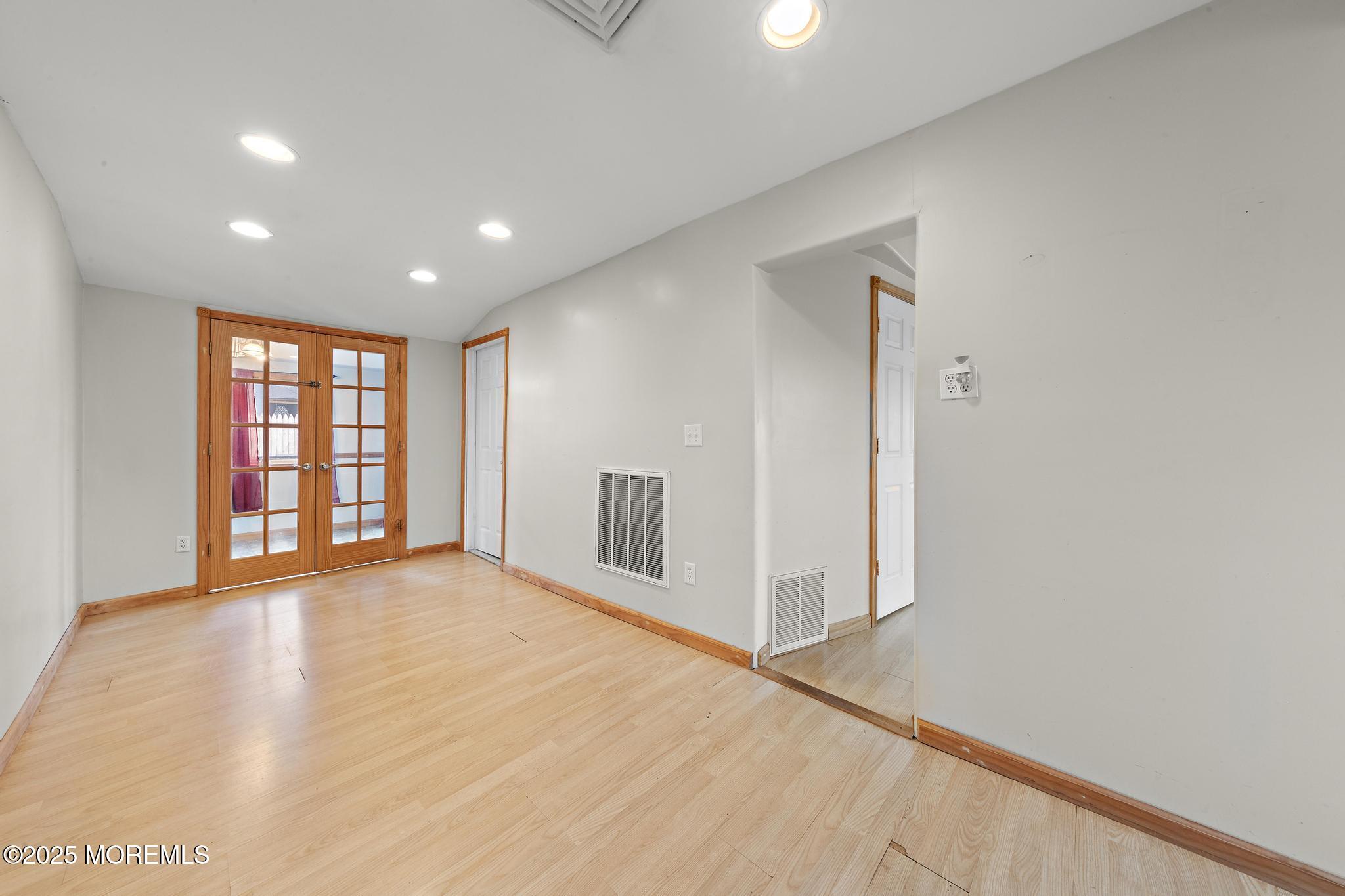73 Dolphin Road, Tuckerton, New Jersey image 14