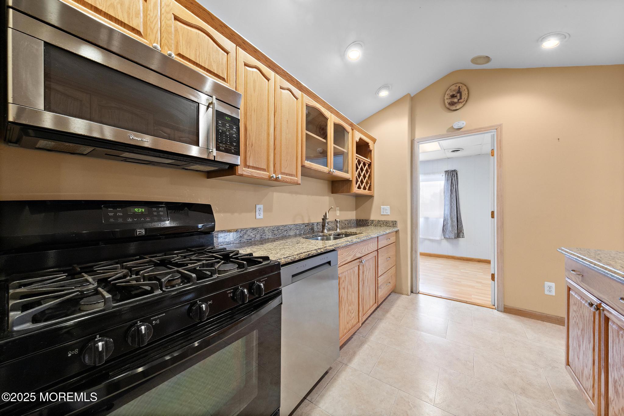 73 Dolphin Road, Tuckerton, New Jersey image 17