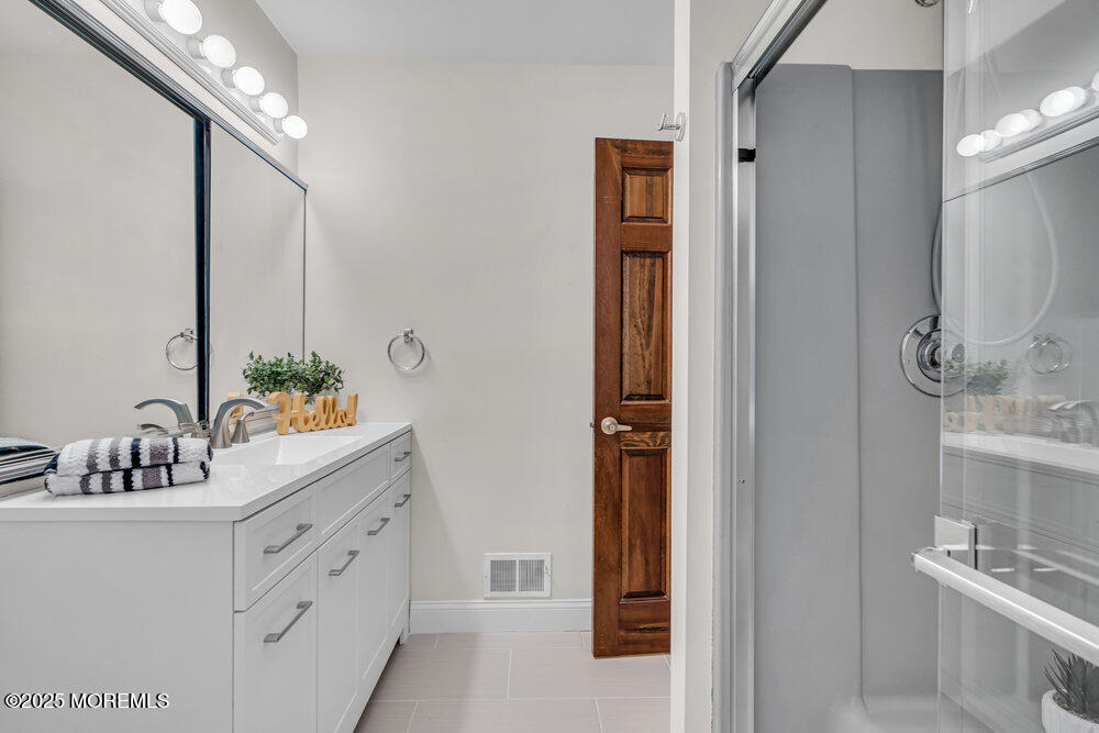 30 Turnberry Circle #125, Toms River, New Jersey image 12