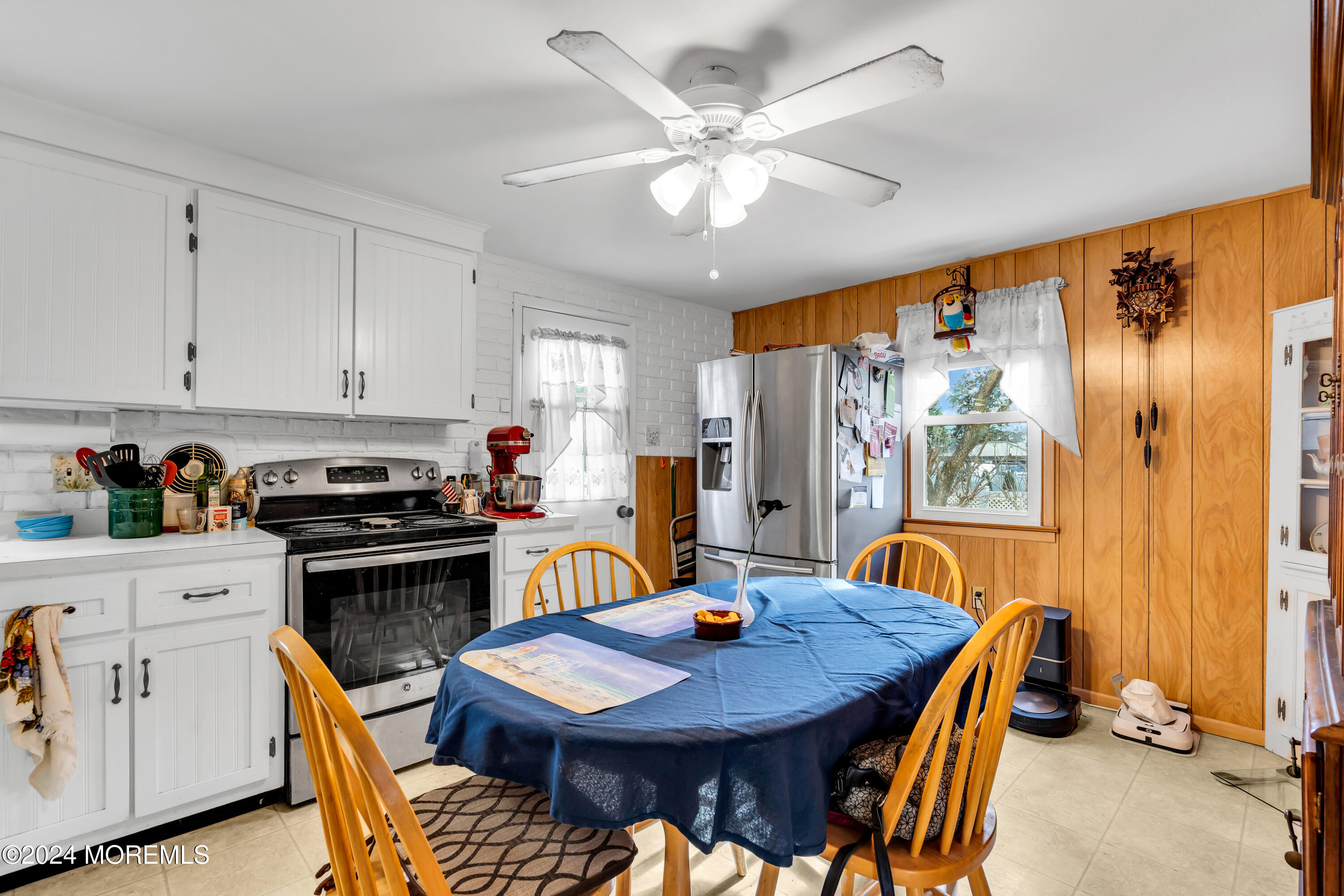 203 Center Street, Manahawkin, New Jersey image 9