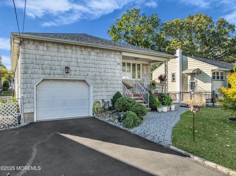Photo of 657 Summit Avenue, Kenilworth, NJ 07033 (MLS # 22531246)