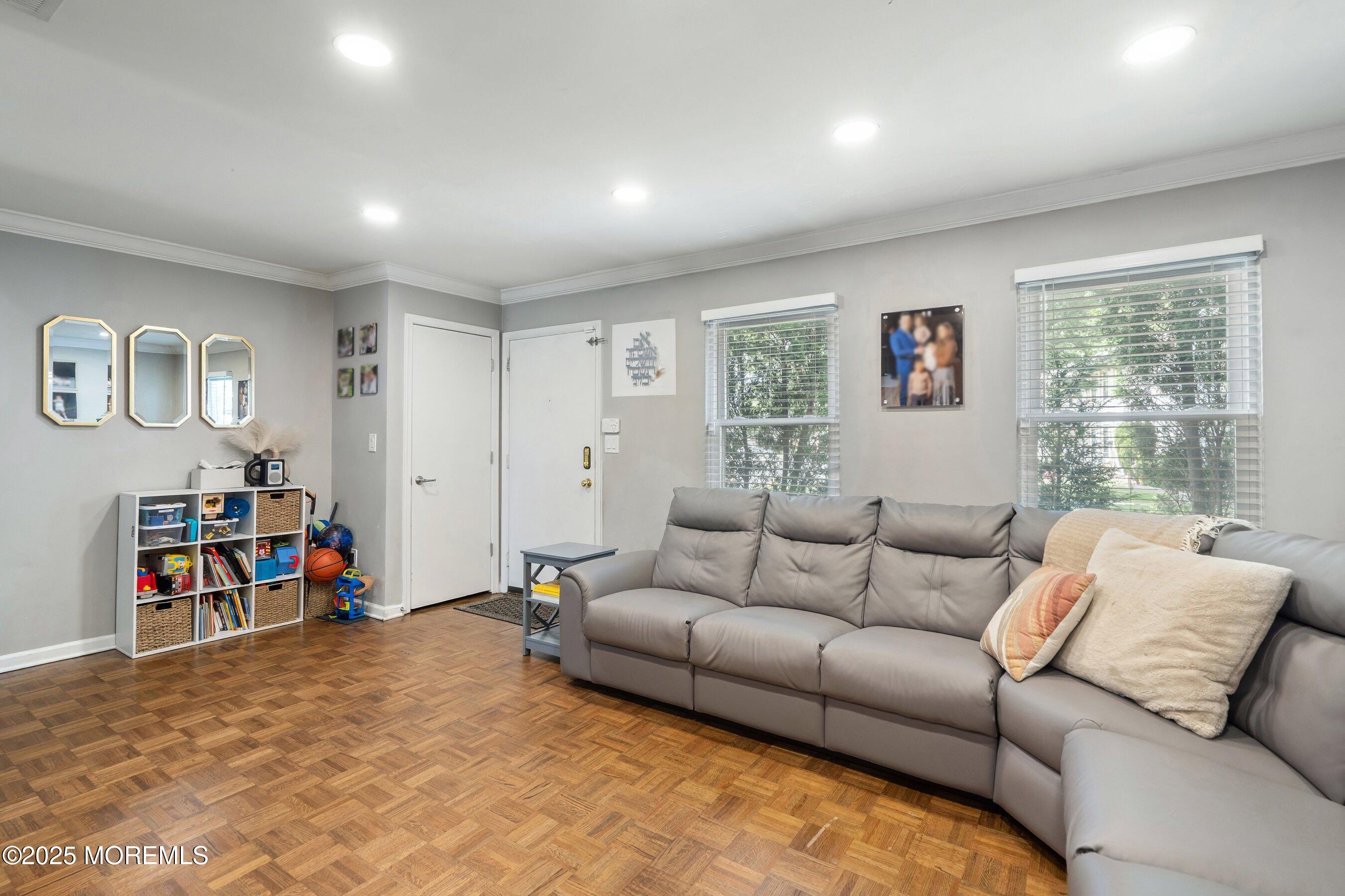 146 Stratford Place, Lakewood, New Jersey image 9
