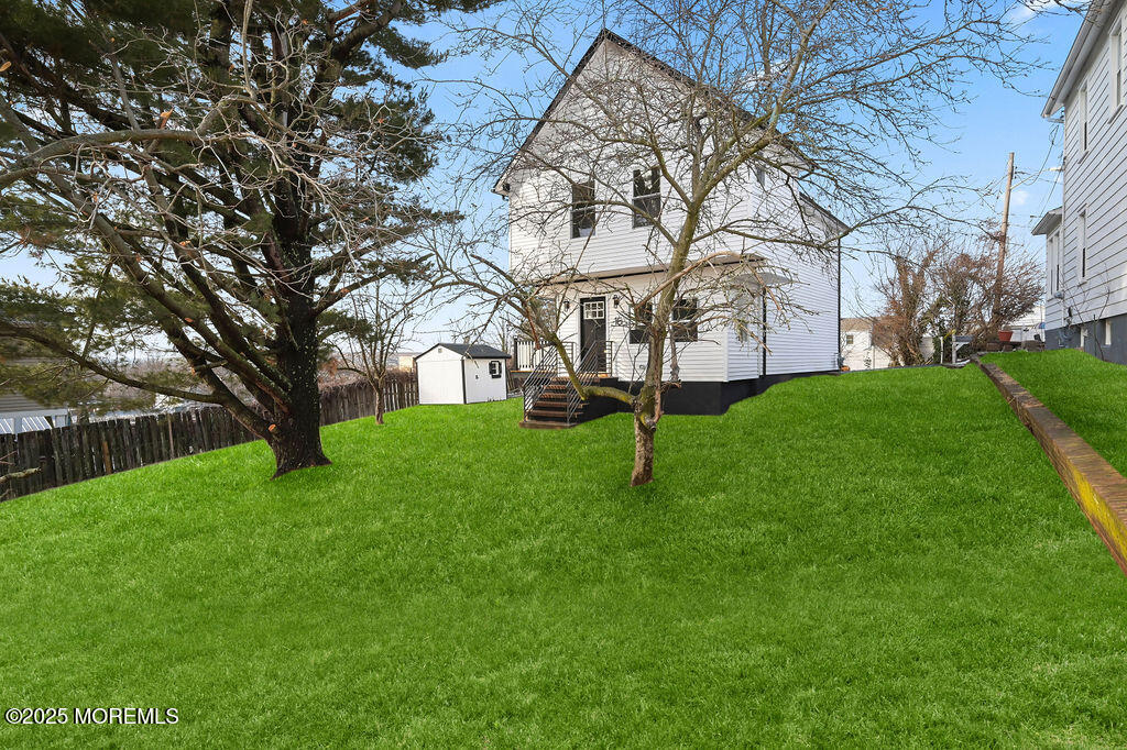15 Clausen Lane, Sayreville, New Jersey image 4
