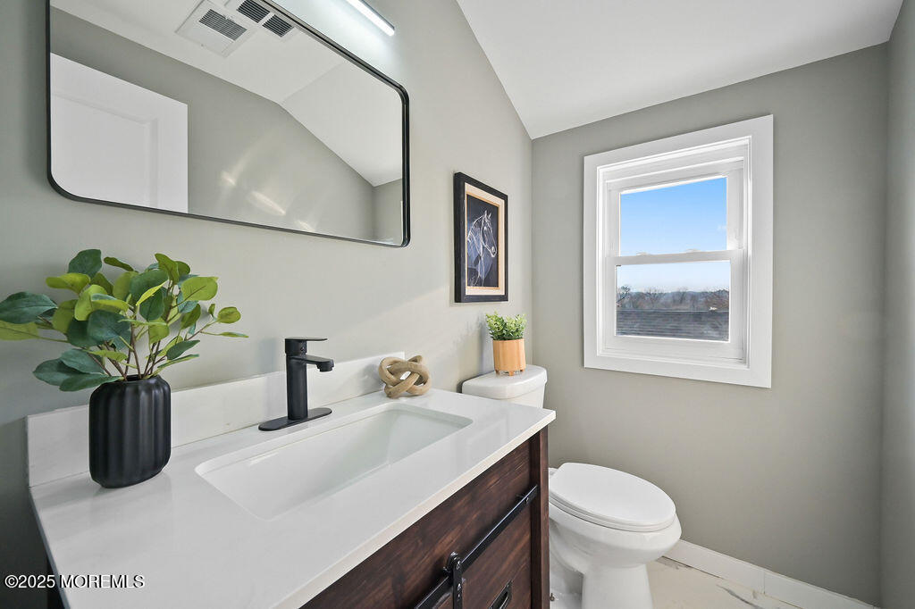15 Clausen Lane, Sayreville, New Jersey image 19