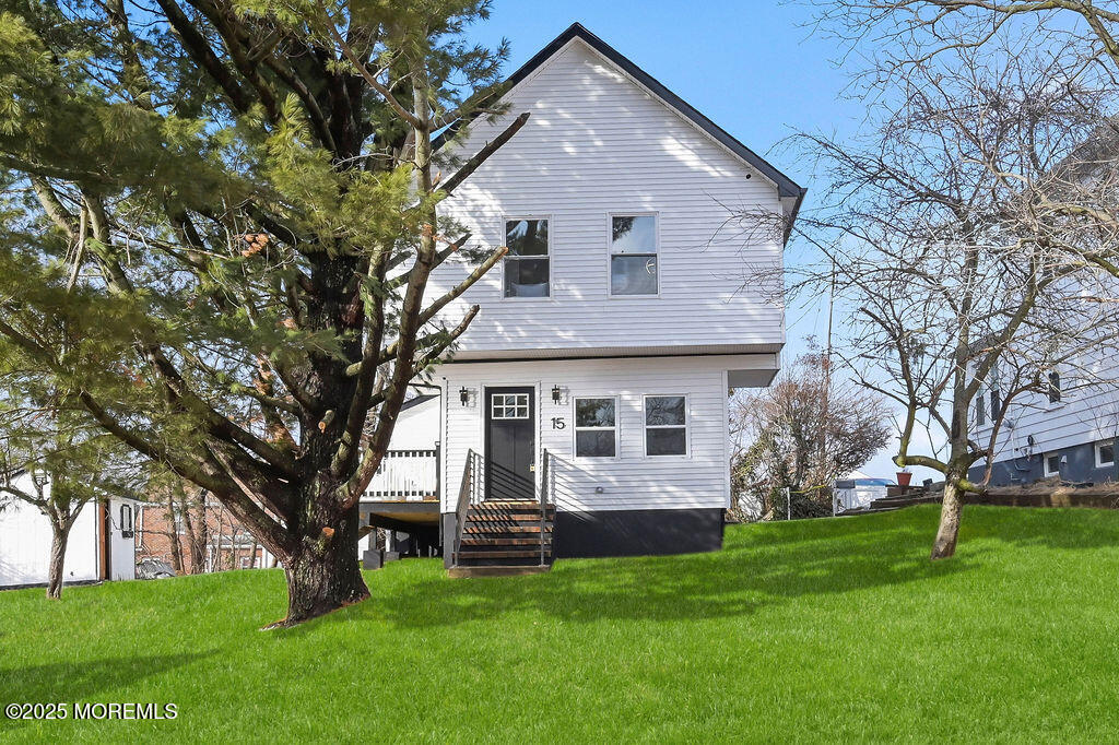 15 Clausen Lane, Sayreville, New Jersey image 2