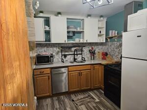 165 Wyckoff Road #B, Eatontown, New Jersey image 5