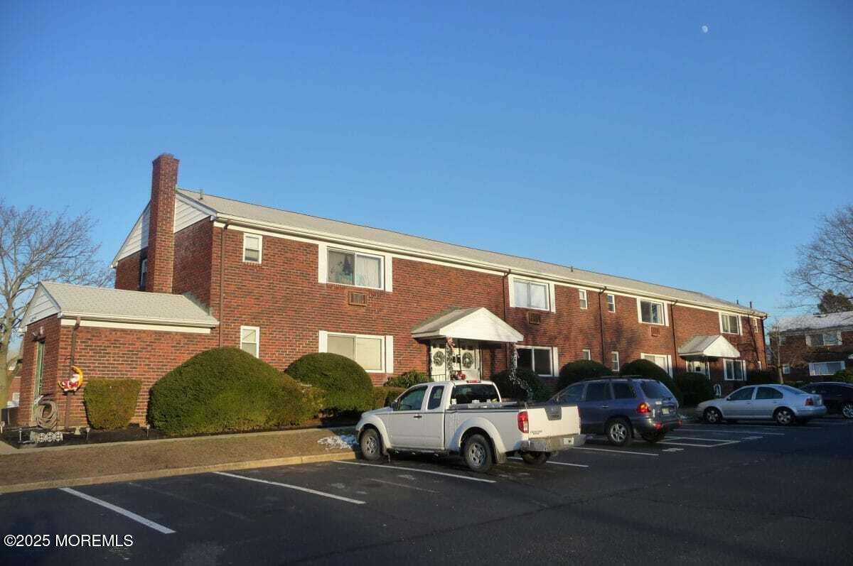165 Wyckoff Road #B, Eatontown, New Jersey image 12
