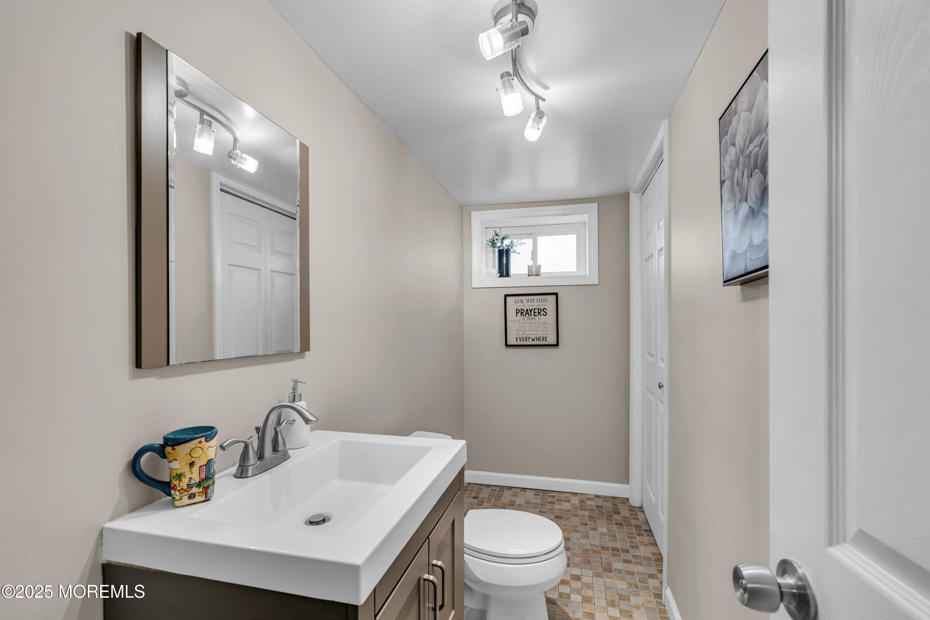 685 Broad Street, Bloomfield, New Jersey image 18