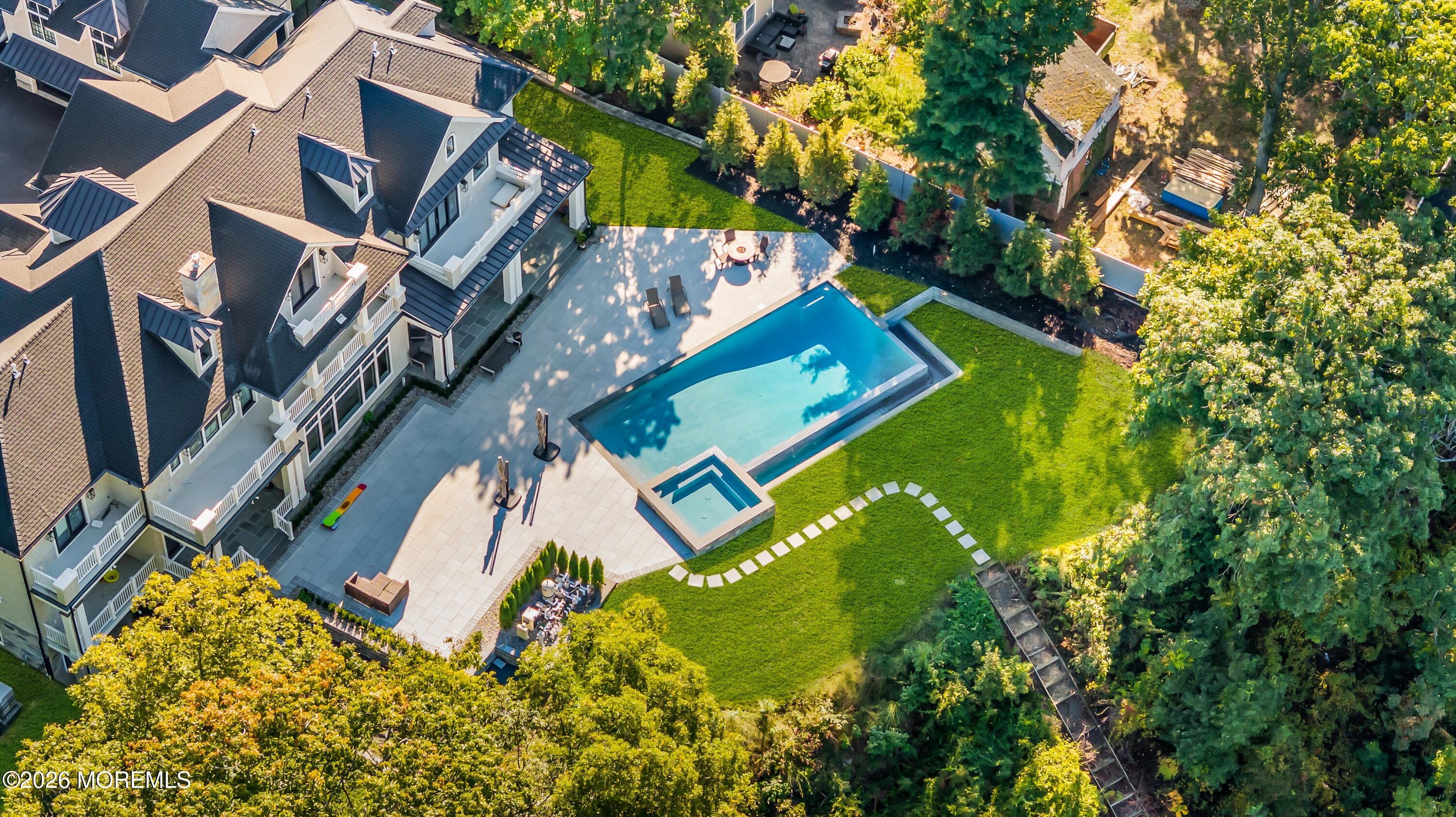 2395 Riverside Terrace