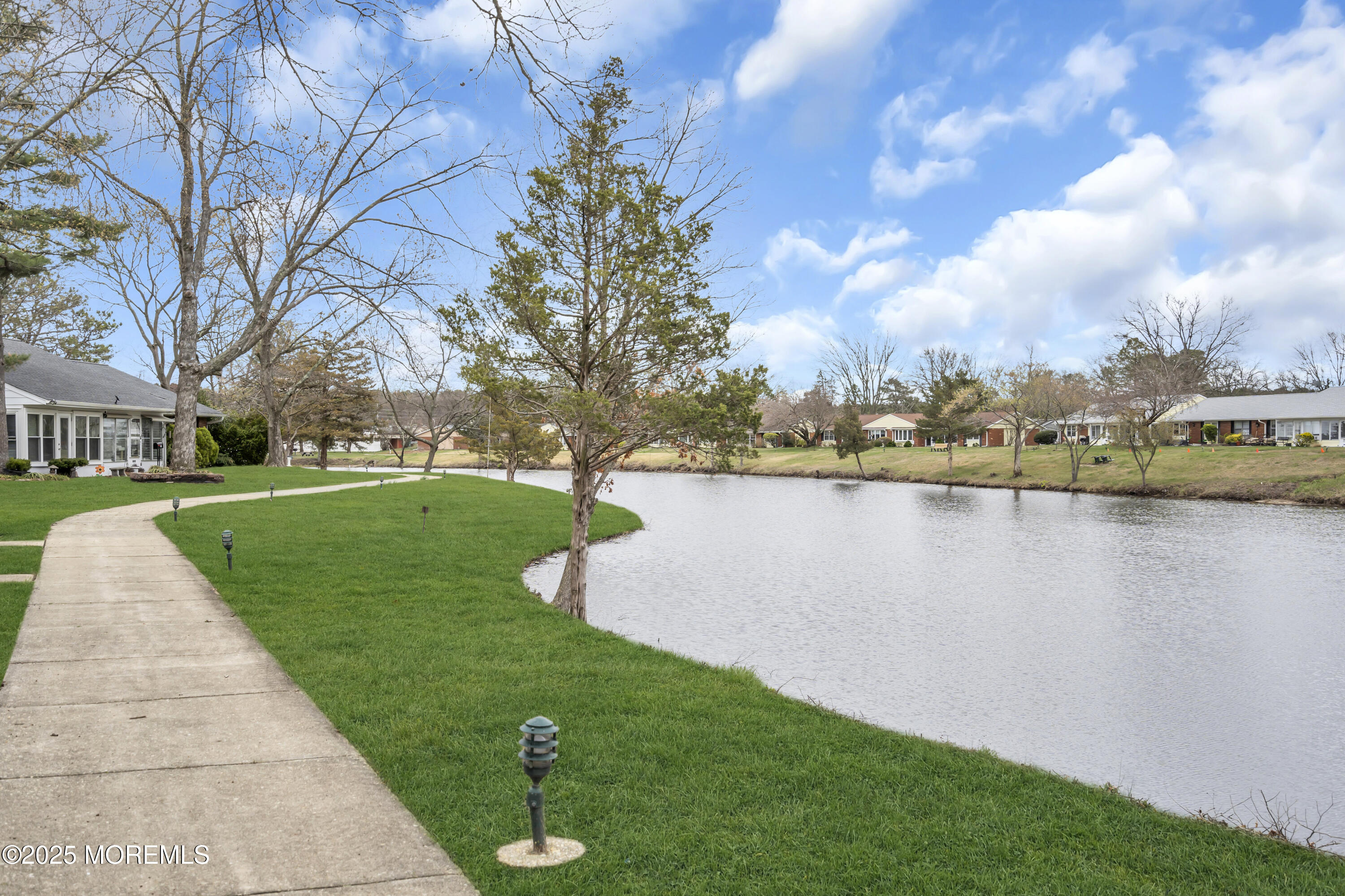 402 Picardy Court #B, Lakewood, New Jersey image 22