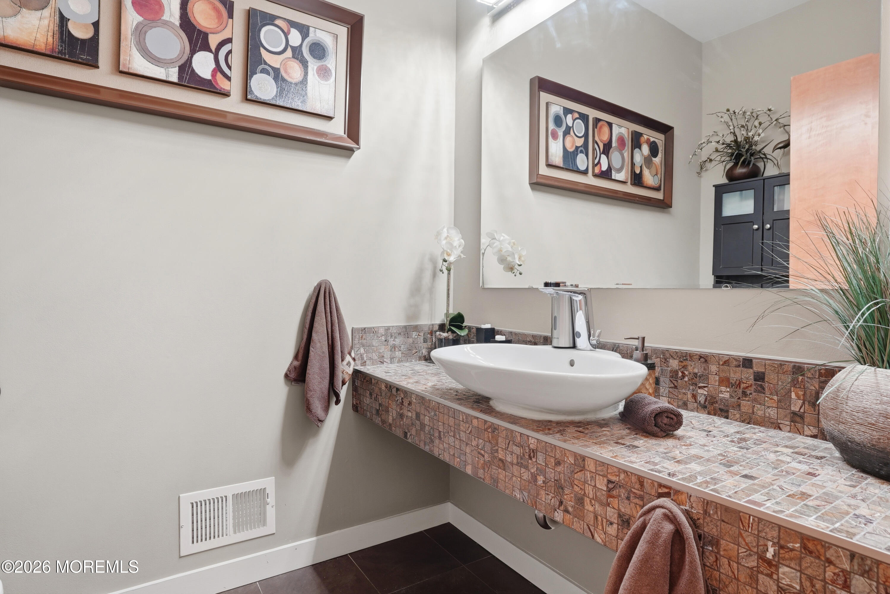 Millstone, New Jersey, 08535, United States, 6 Bedrooms Bedrooms, ,6 BathroomsBathrooms,Residential,Active,2037542