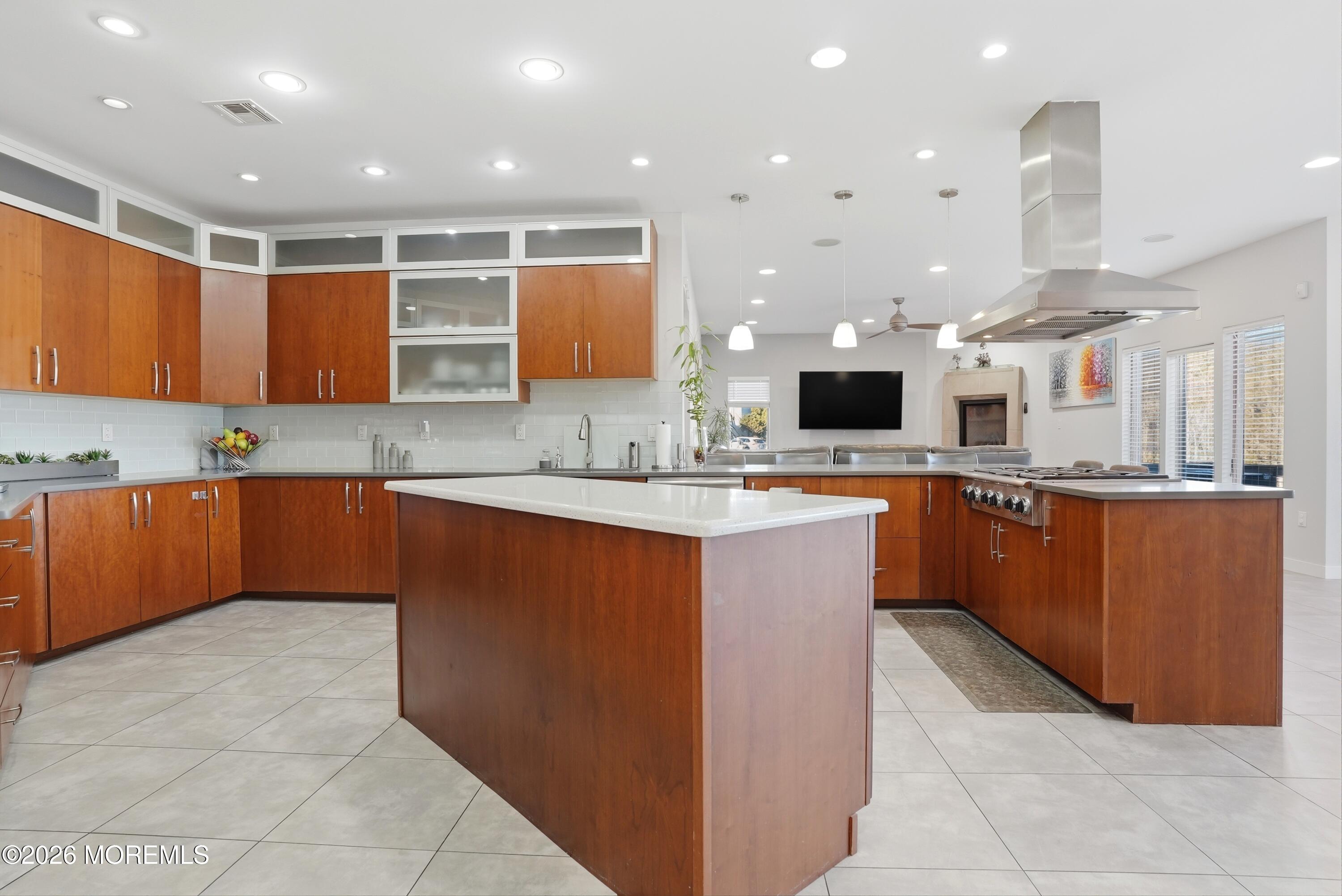 Millstone, New Jersey, 08535, United States, 6 Bedrooms Bedrooms, ,6 BathroomsBathrooms,Residential,Active,2037542