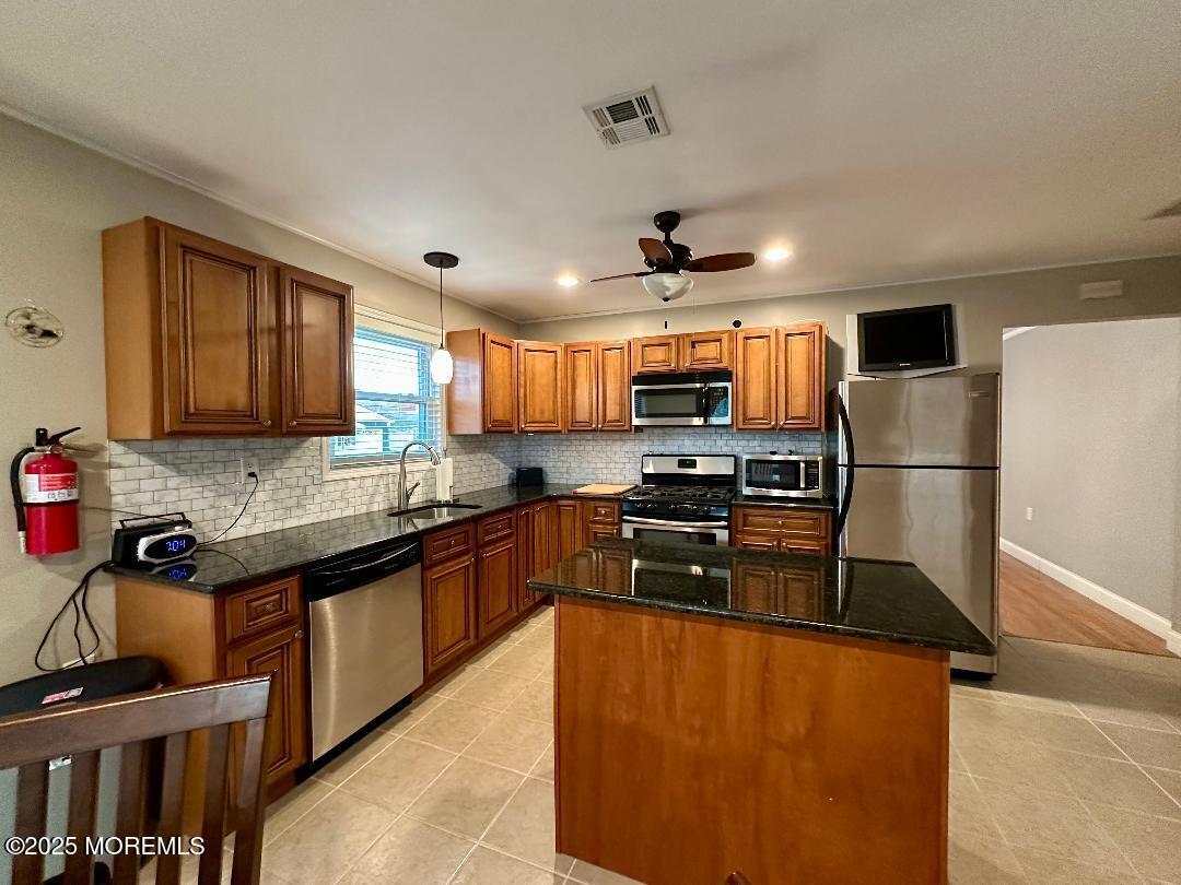 1 Lagos Court, Toms River, New Jersey image 6