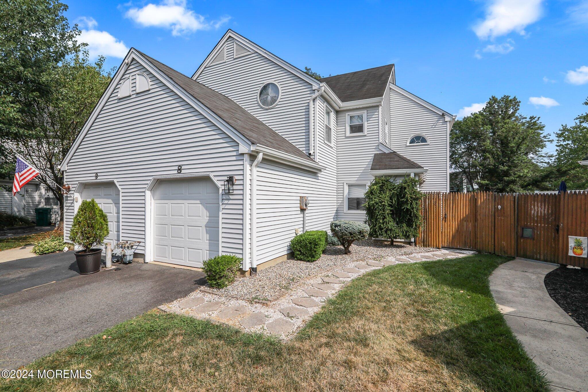 View Freehold, NJ 07728 condo