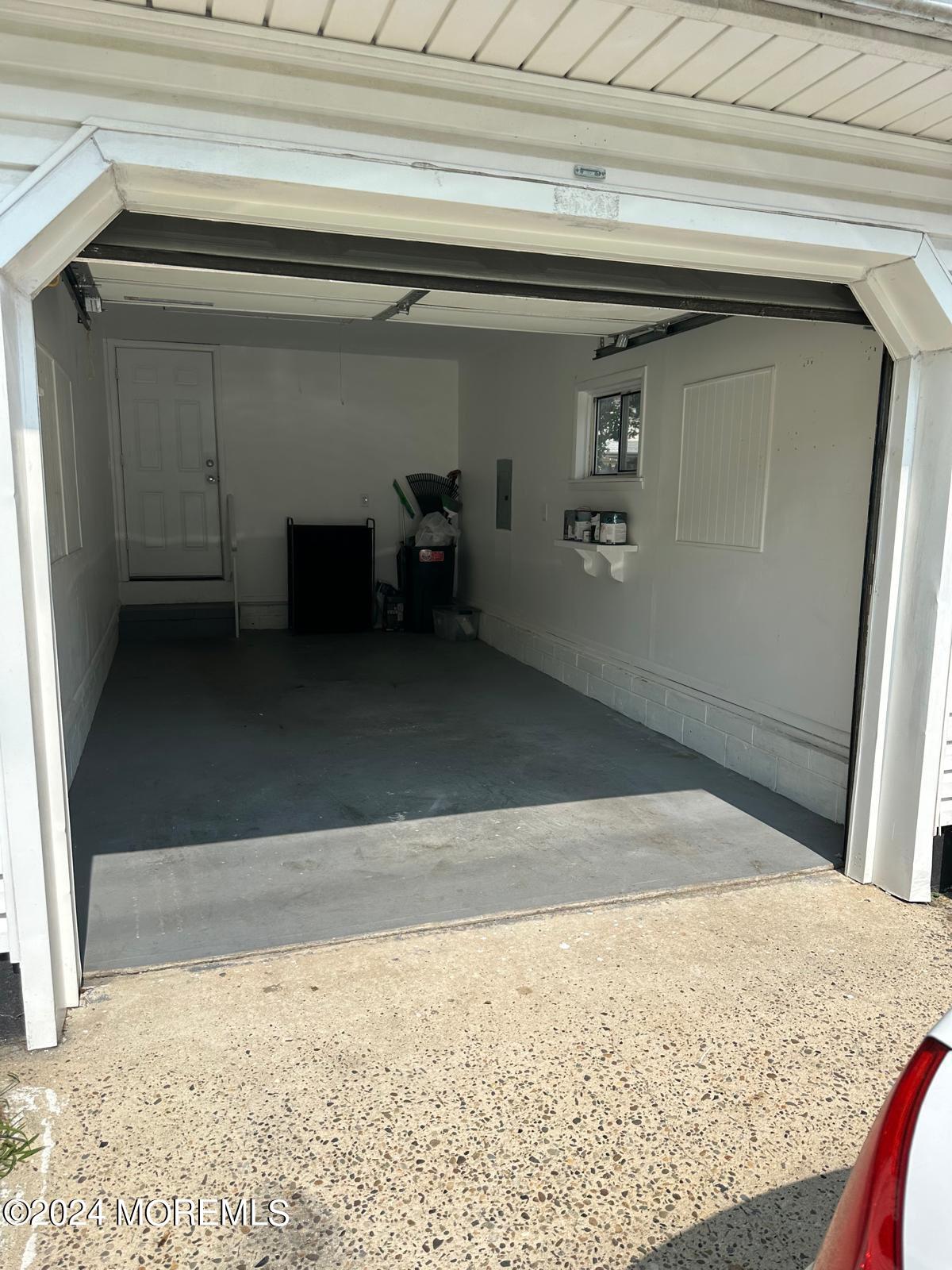 Photo 5 of 20 of 328 Mizzen Avenue house