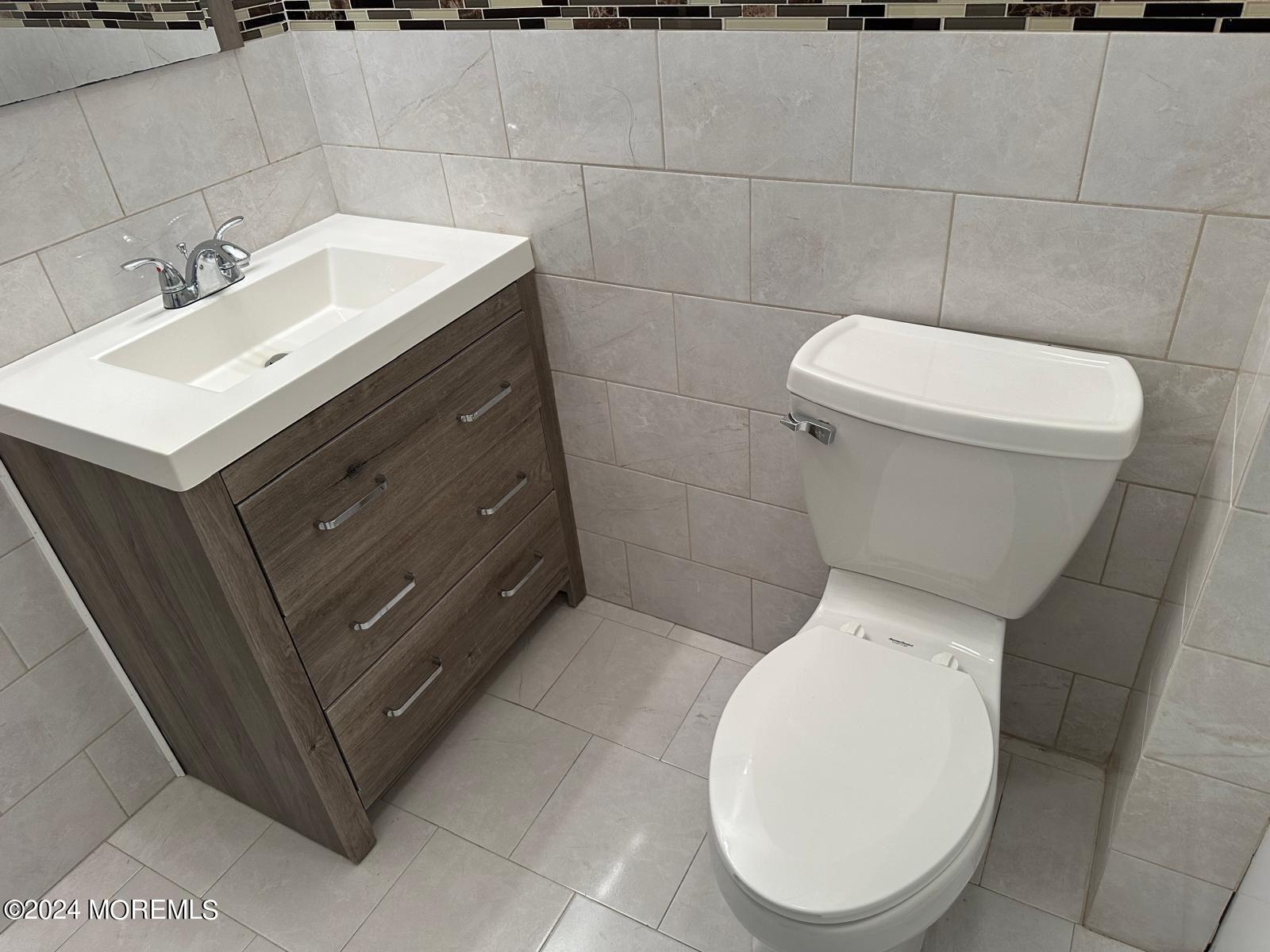 Photo 14 of 20 of 328 Mizzen Avenue house