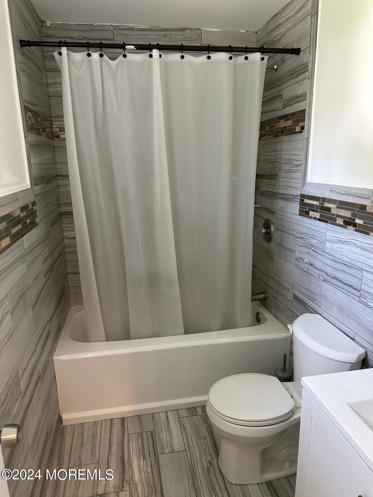 Photo 18 of 20 of 328 Mizzen Avenue house